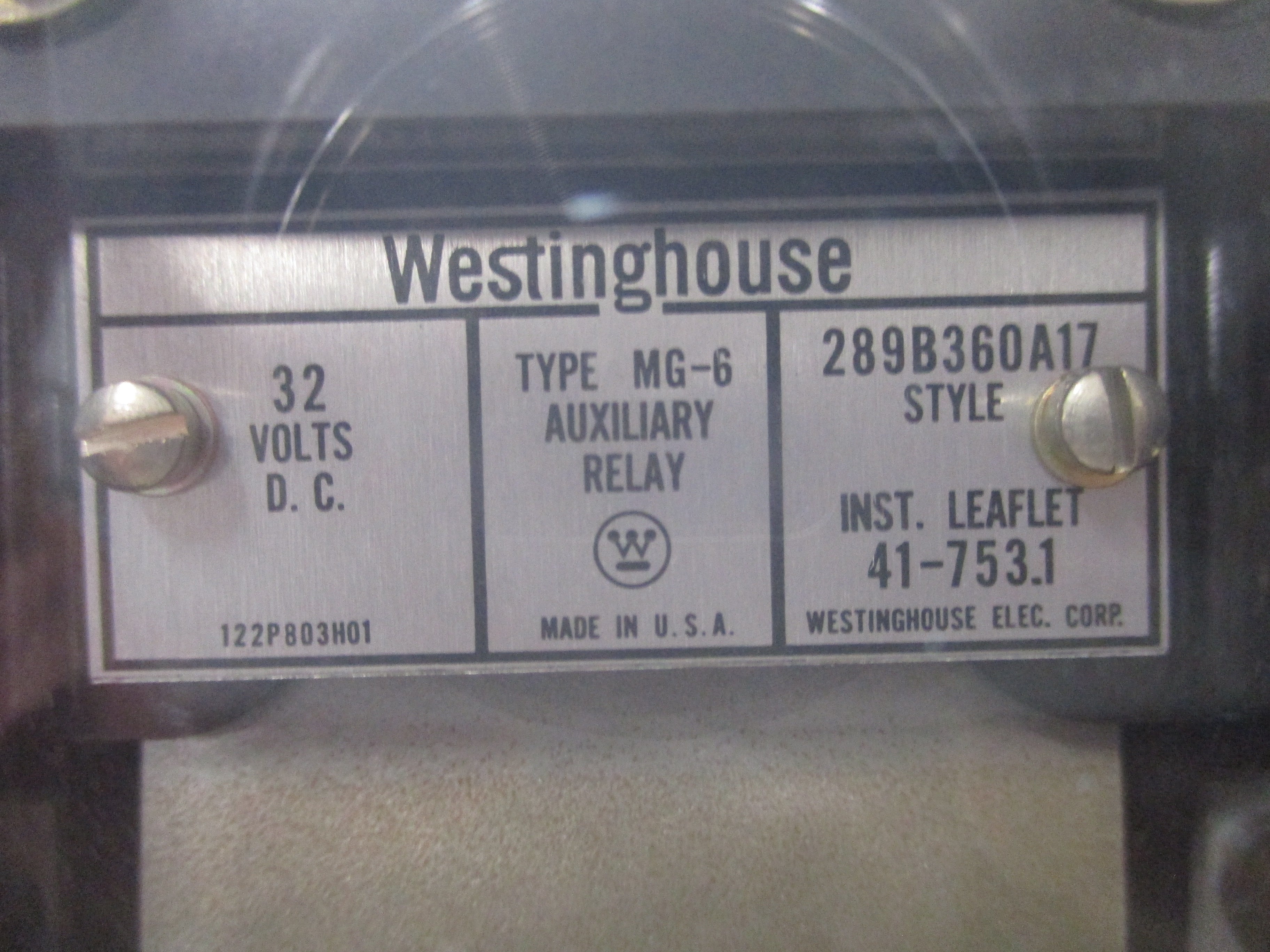 Westinghouse Type MG-6 Auxiliary Relay 289B360A17 32VDC *Chipped Insulator* Used