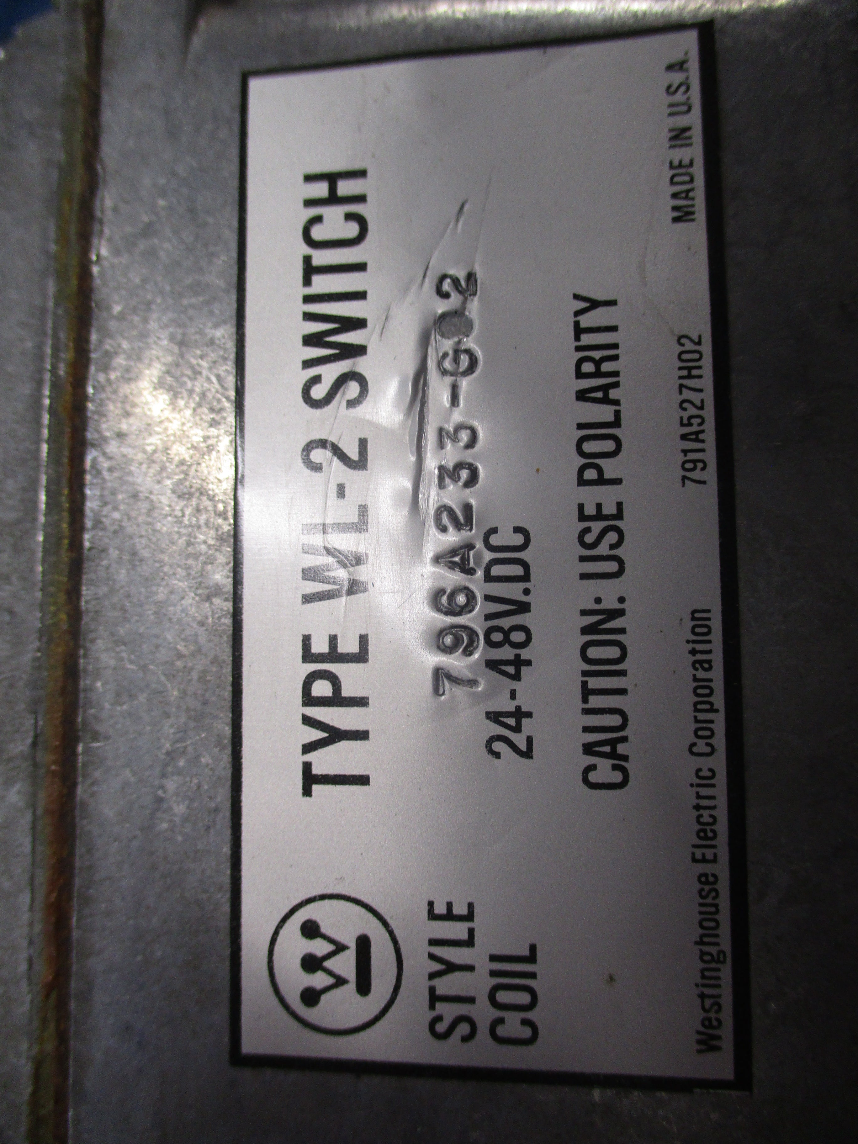 Westinghouse Type WL-2 Switch 796A233-G02 24-48VDC Coil *Chipped Plate Cover*