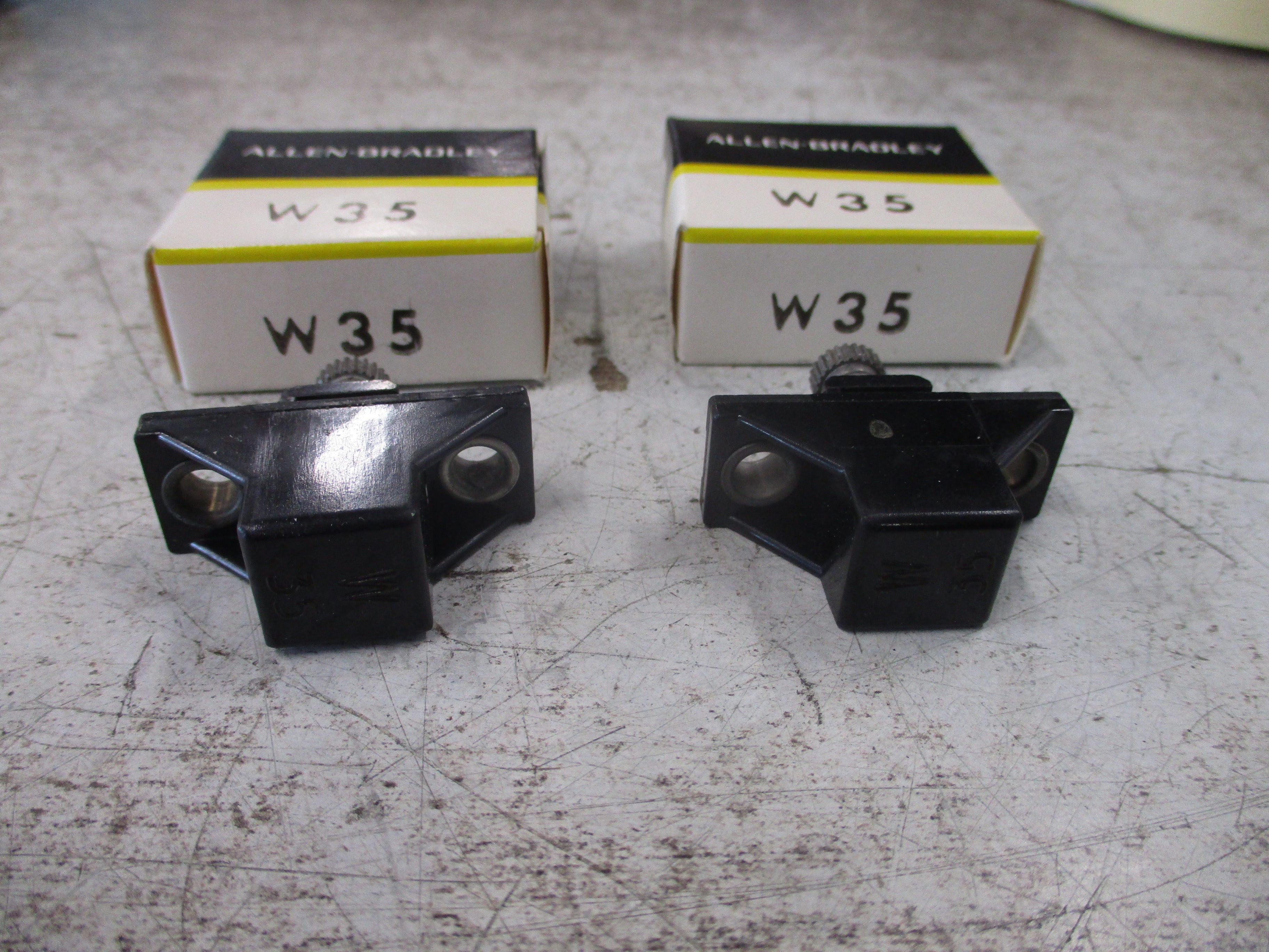 Allen-Bradley Heater W35 *Lot of 2* New Surplus