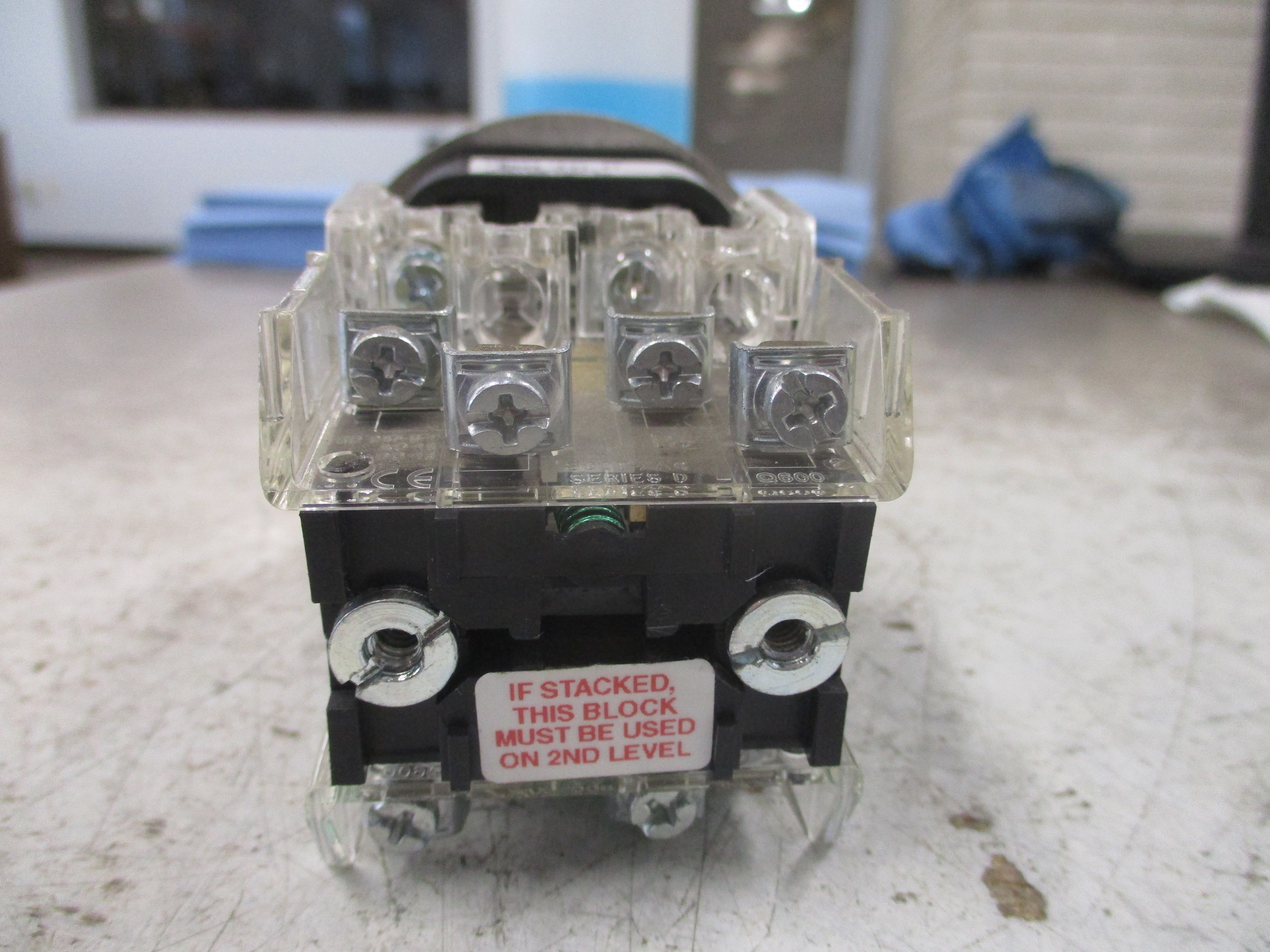 Allen-Bradley E-Stop Push Button 800T-FXT A1 Ser. T Used
