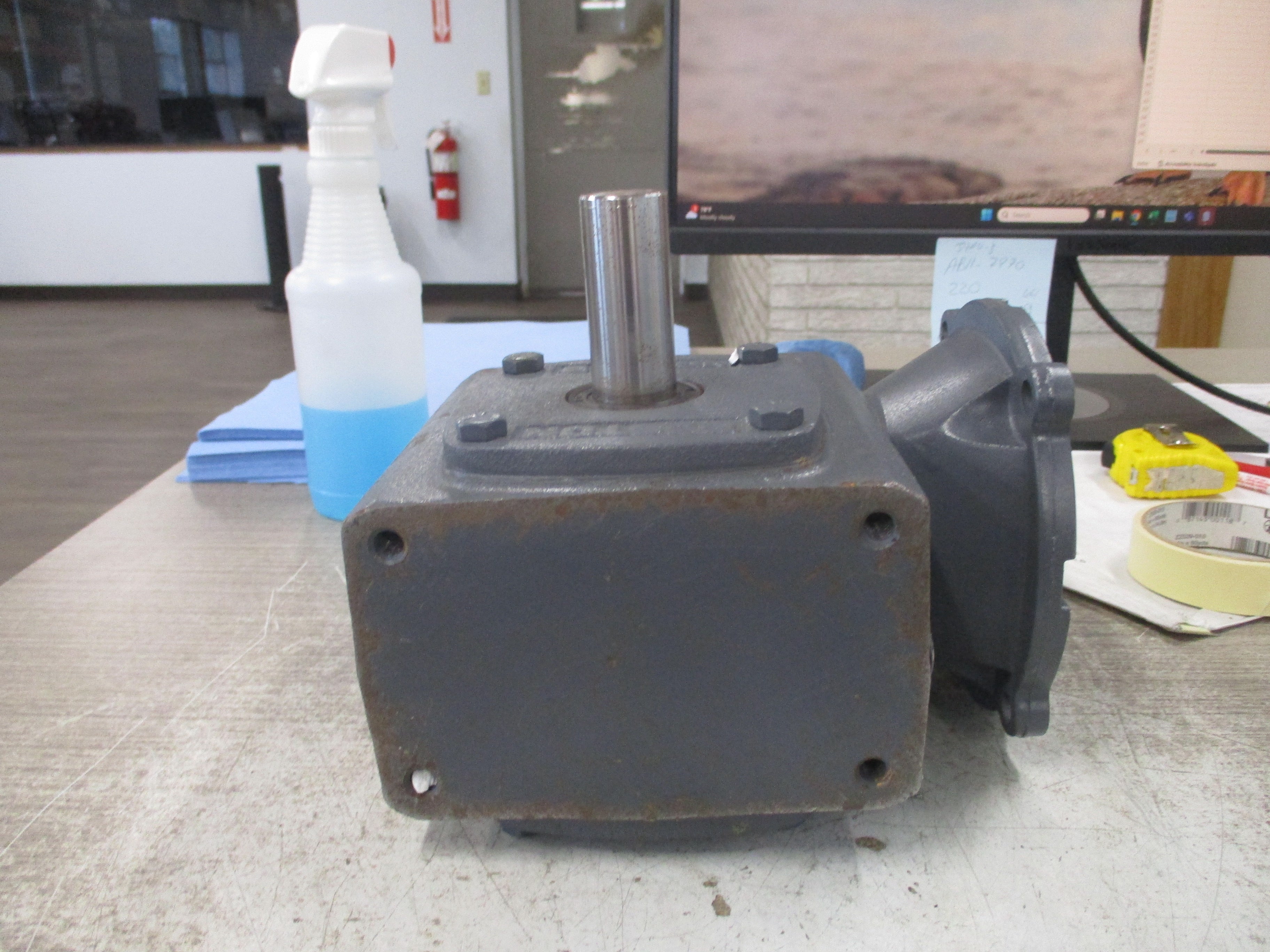Boston Gear Reducer F721-20-B7-G Ratio 20:1 1,4HP In 892 LB-Inch Torque Out Used