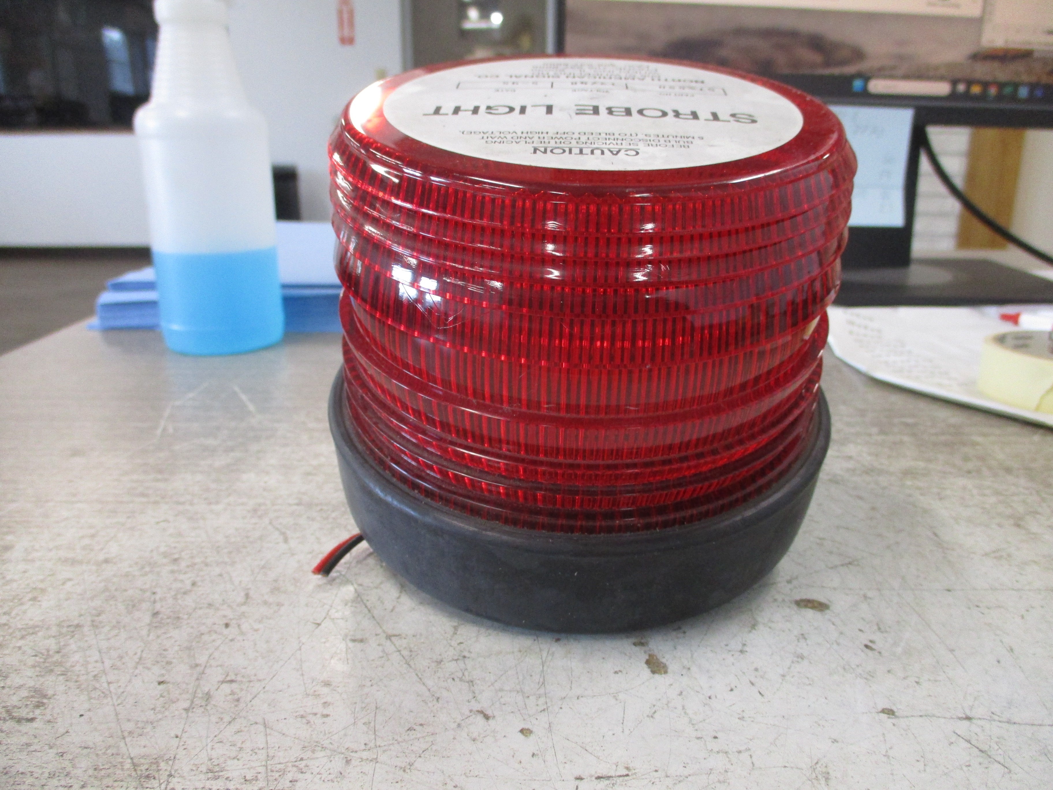 North American Signal Co. Strobe Light ST-550 12/48V Red Used