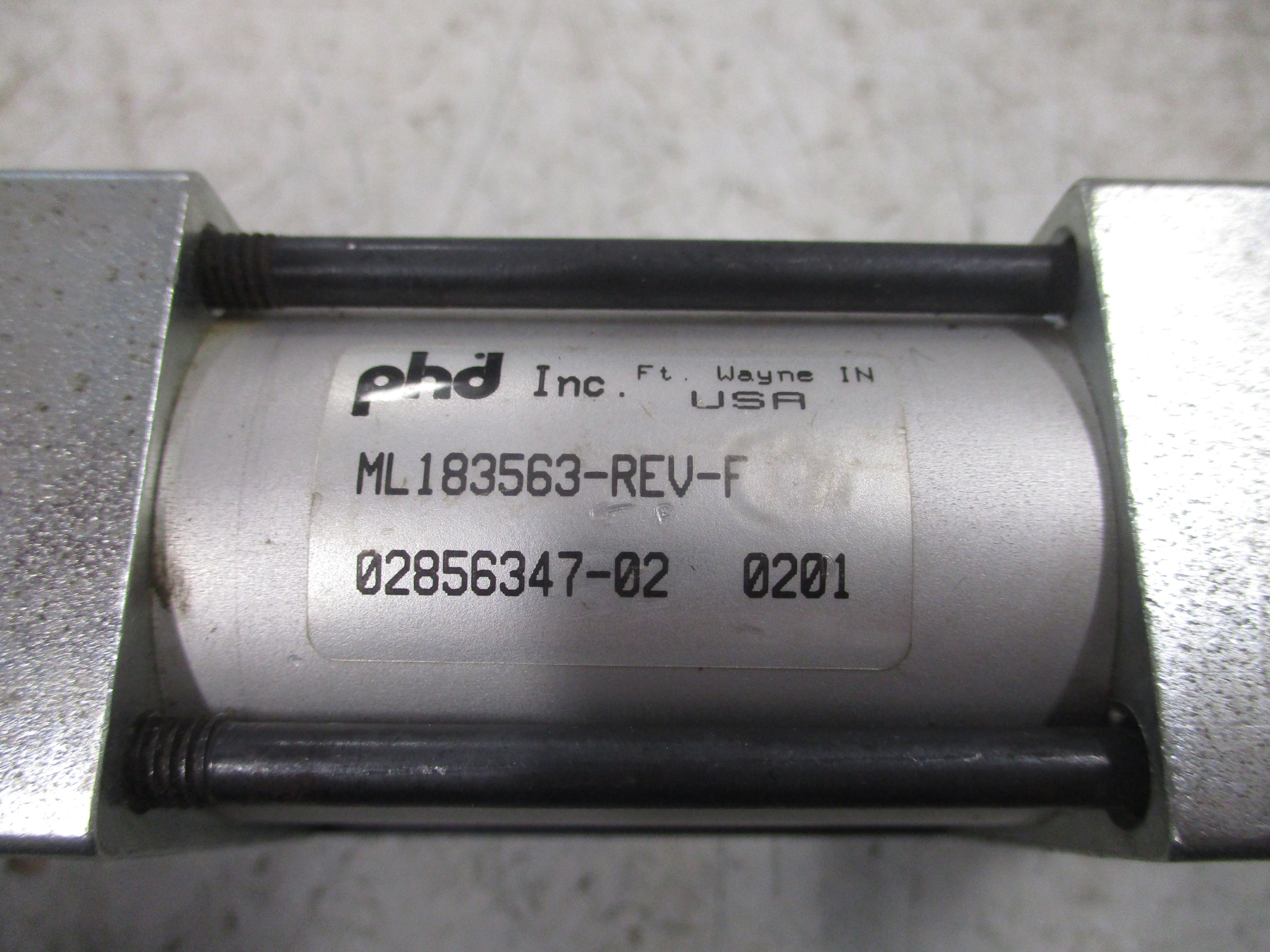 phd Pneumatic Cylinder ML183563 Rev. F Used