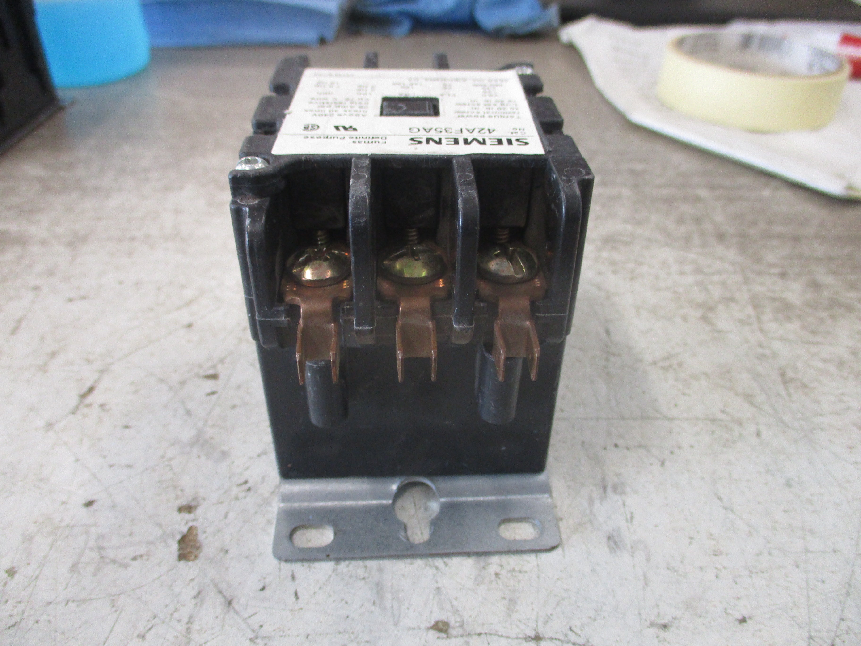 Siemens Furnas Definite Purpose Contactor 42AF35AG 208-240V Coil 25A 600V Used