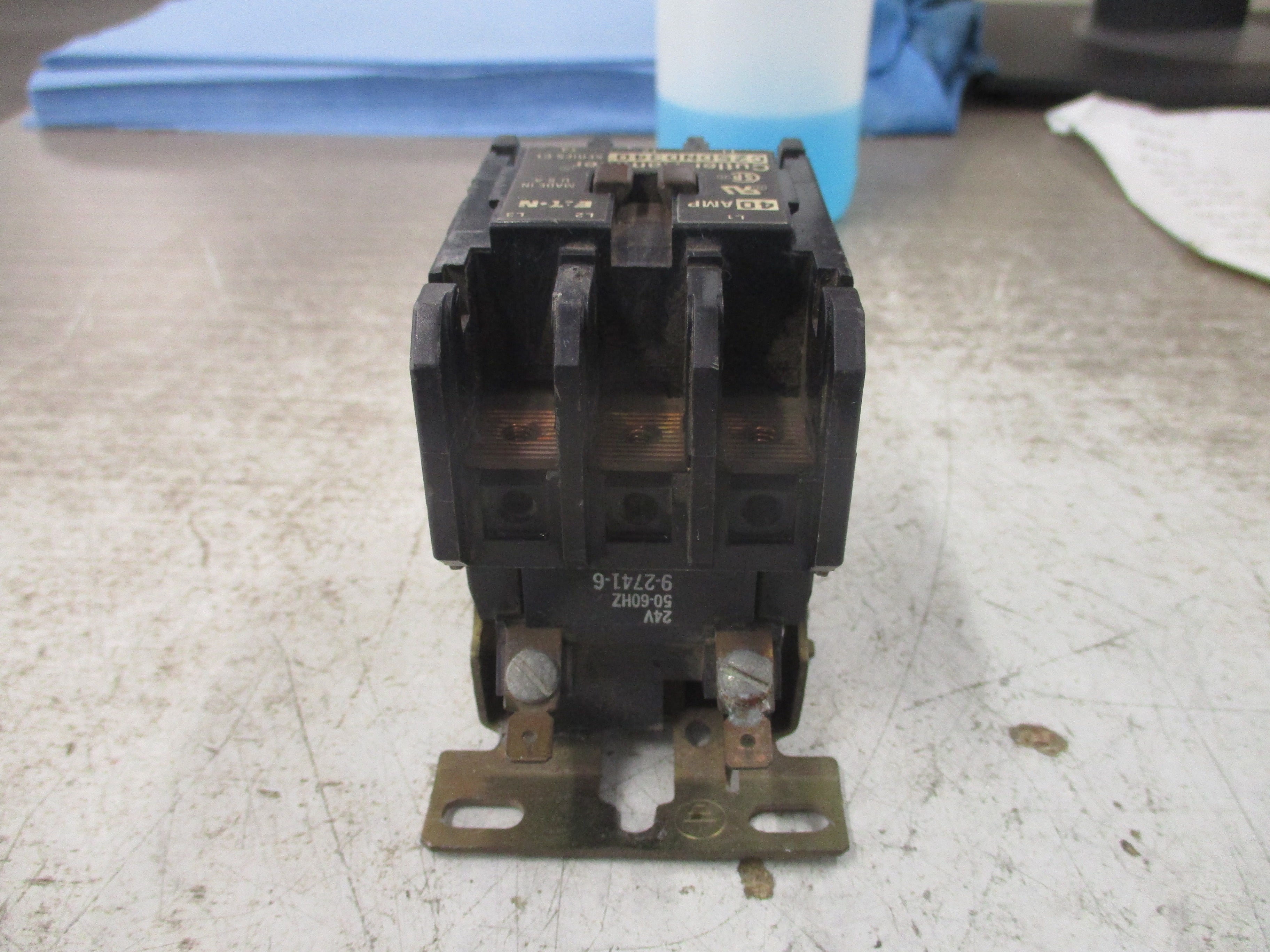 Eaton Cutler-Hammer Contactor C25DND340 Ser. C1 24V Coil 40A Used