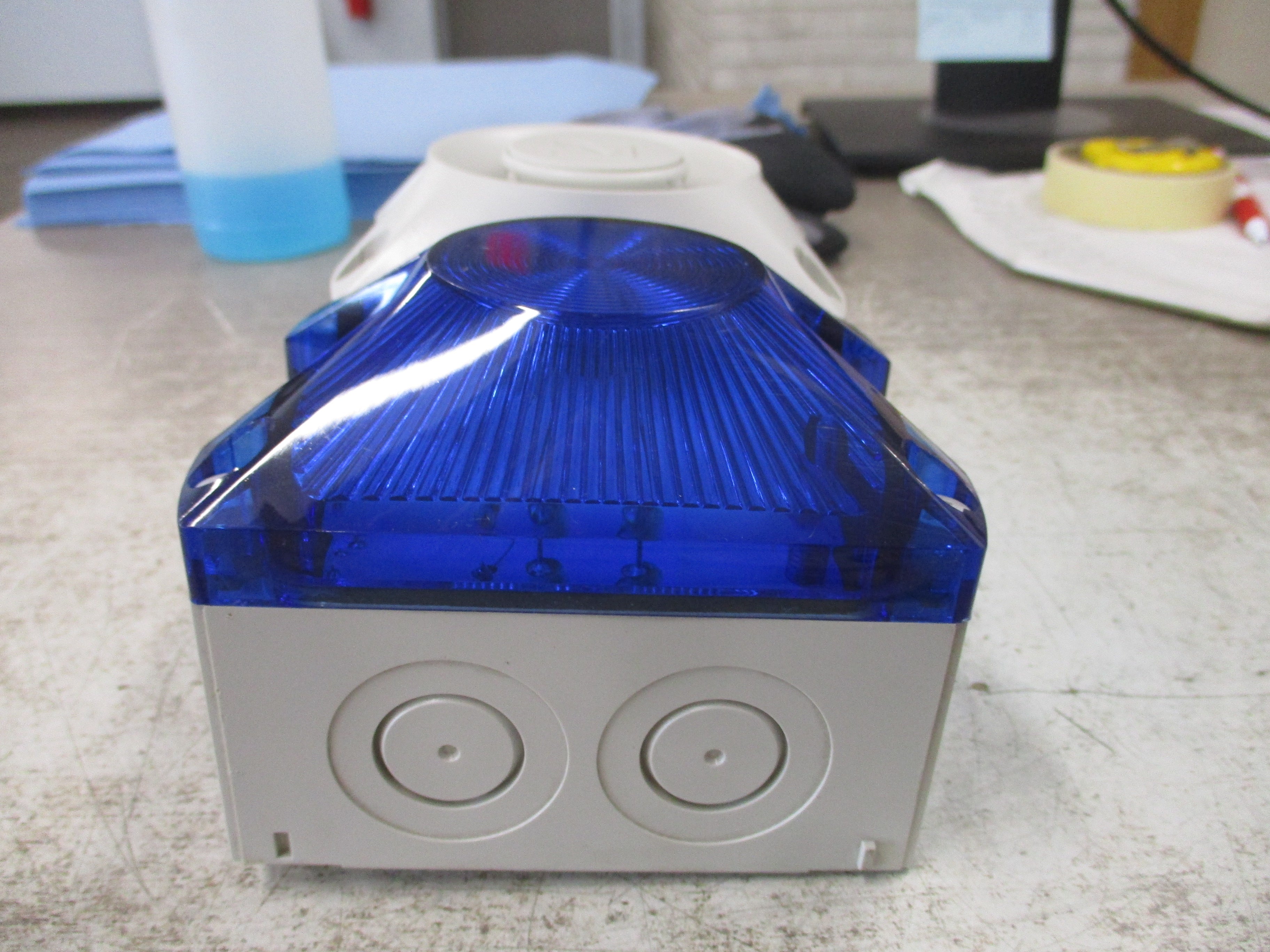 Pfannenberg Flashing Sounder PA X 1-05 115V 50/60Hz Blue Light Used