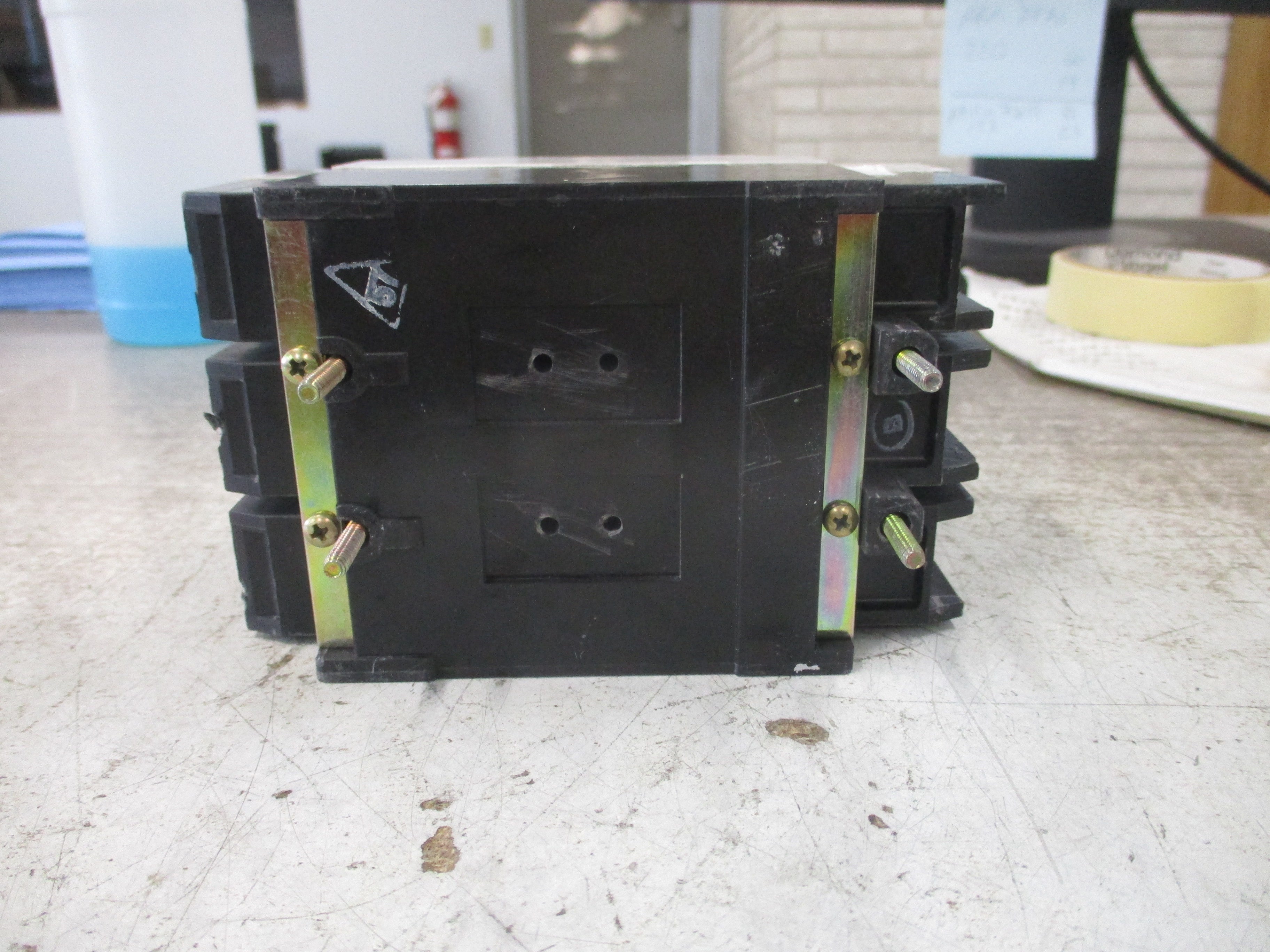 Cutler-Hammer Circuit Breaker GD3070 70A 480V 3P 22K Used