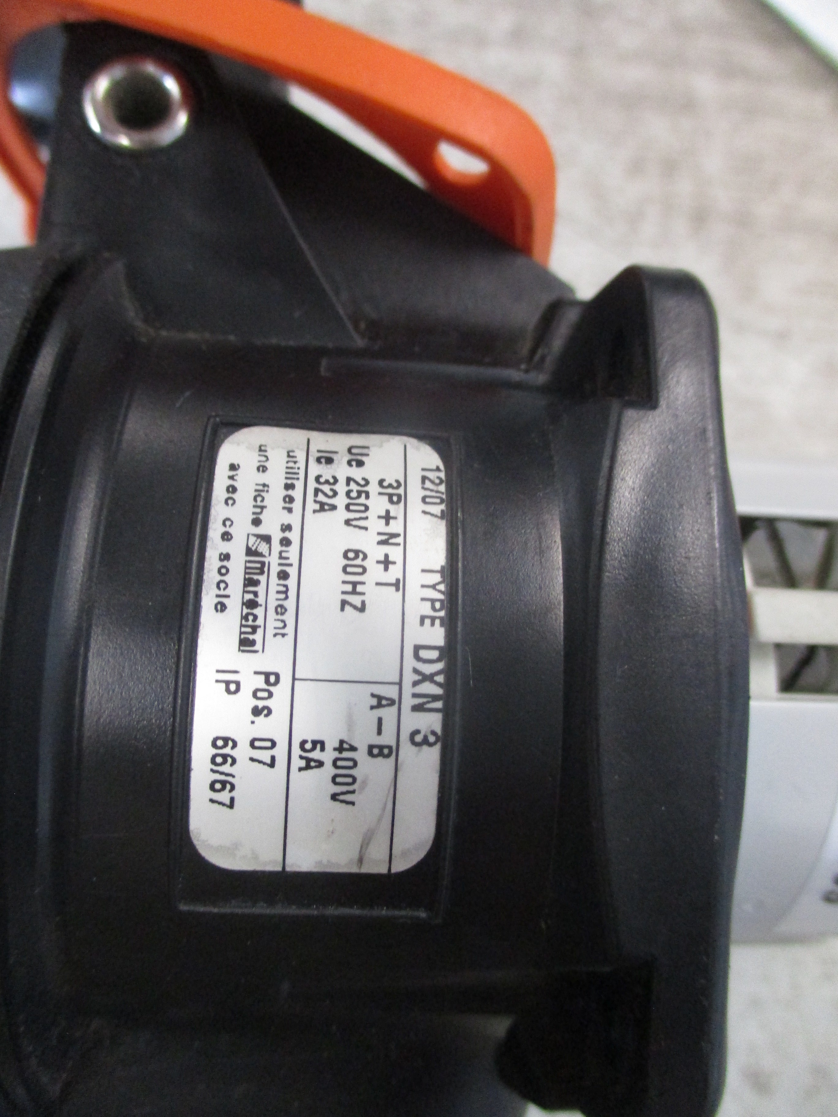 Meltric Plug & Receptacle Set DXN-3 32A 250V 60Hz Used