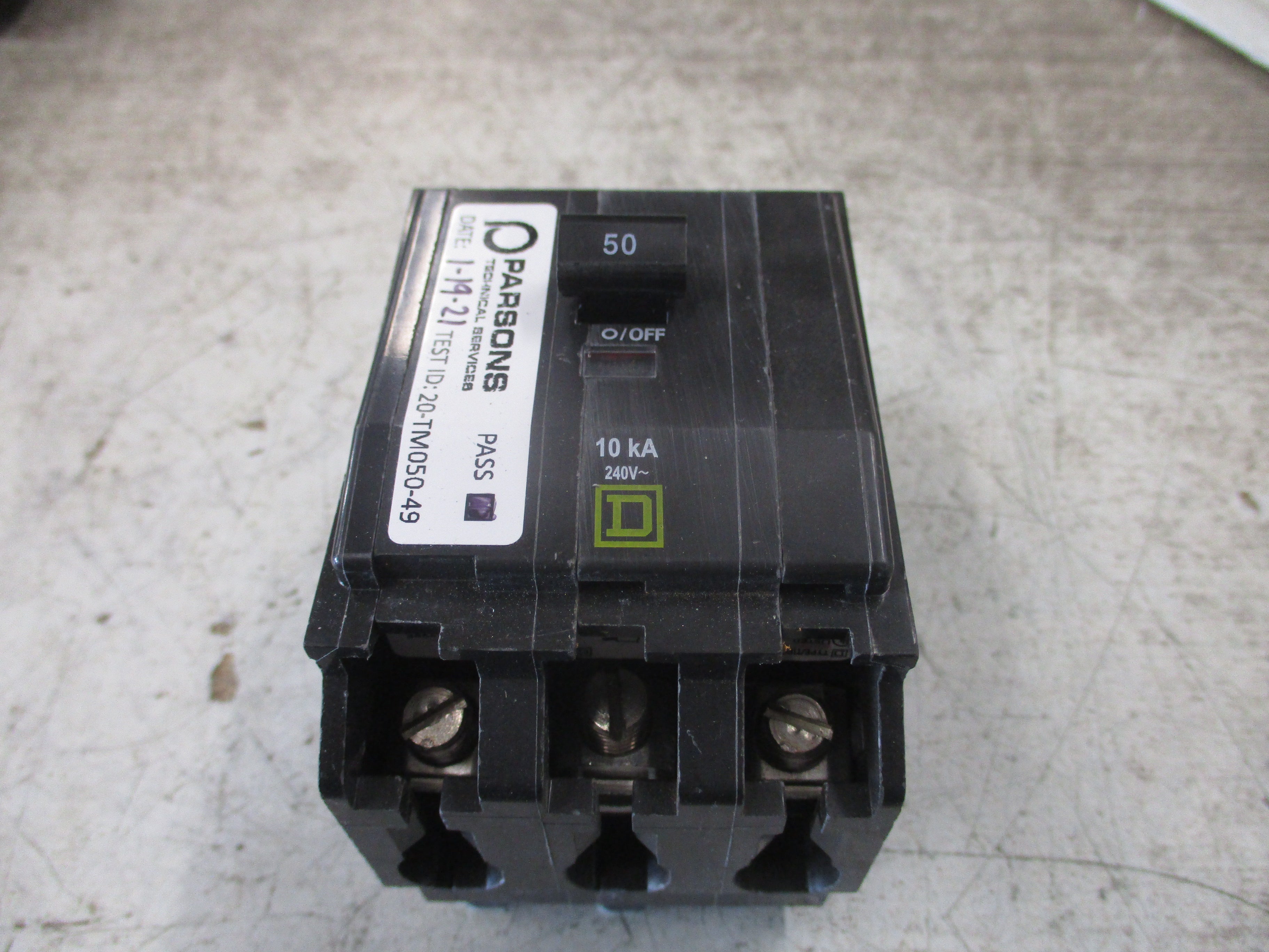 Square D Bolt-On Circuit Breaker QOB350 50A 240V 3P *(1) Screw* Used