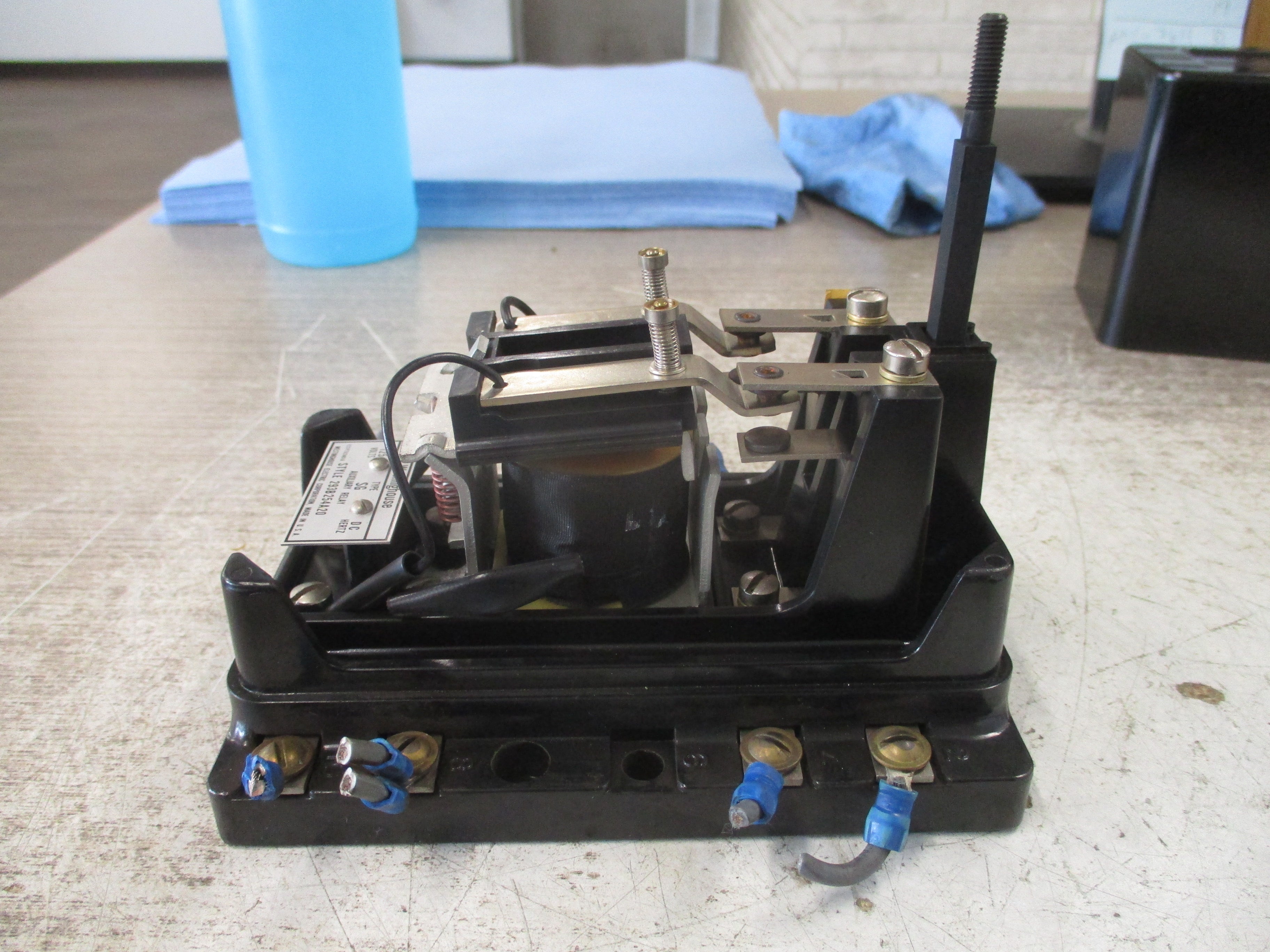 Westinghouse Type SG Auxiliary Relay 293B254A20 125VDC *No Cover Screw*