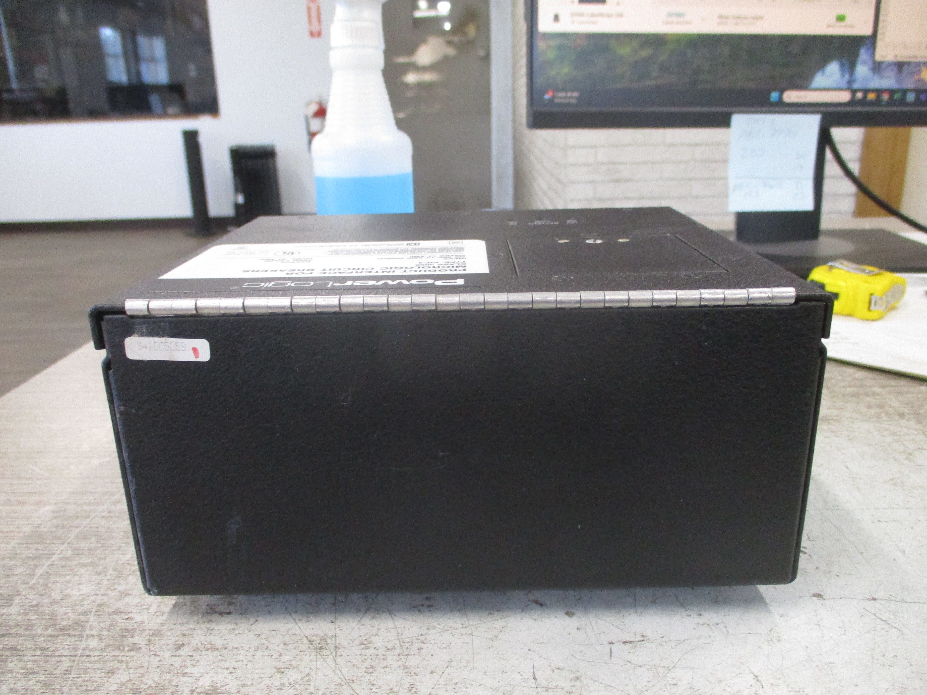 Square D PowerLogic Product Interface 3050 PIF-3 Ser. B1 Rev. V16