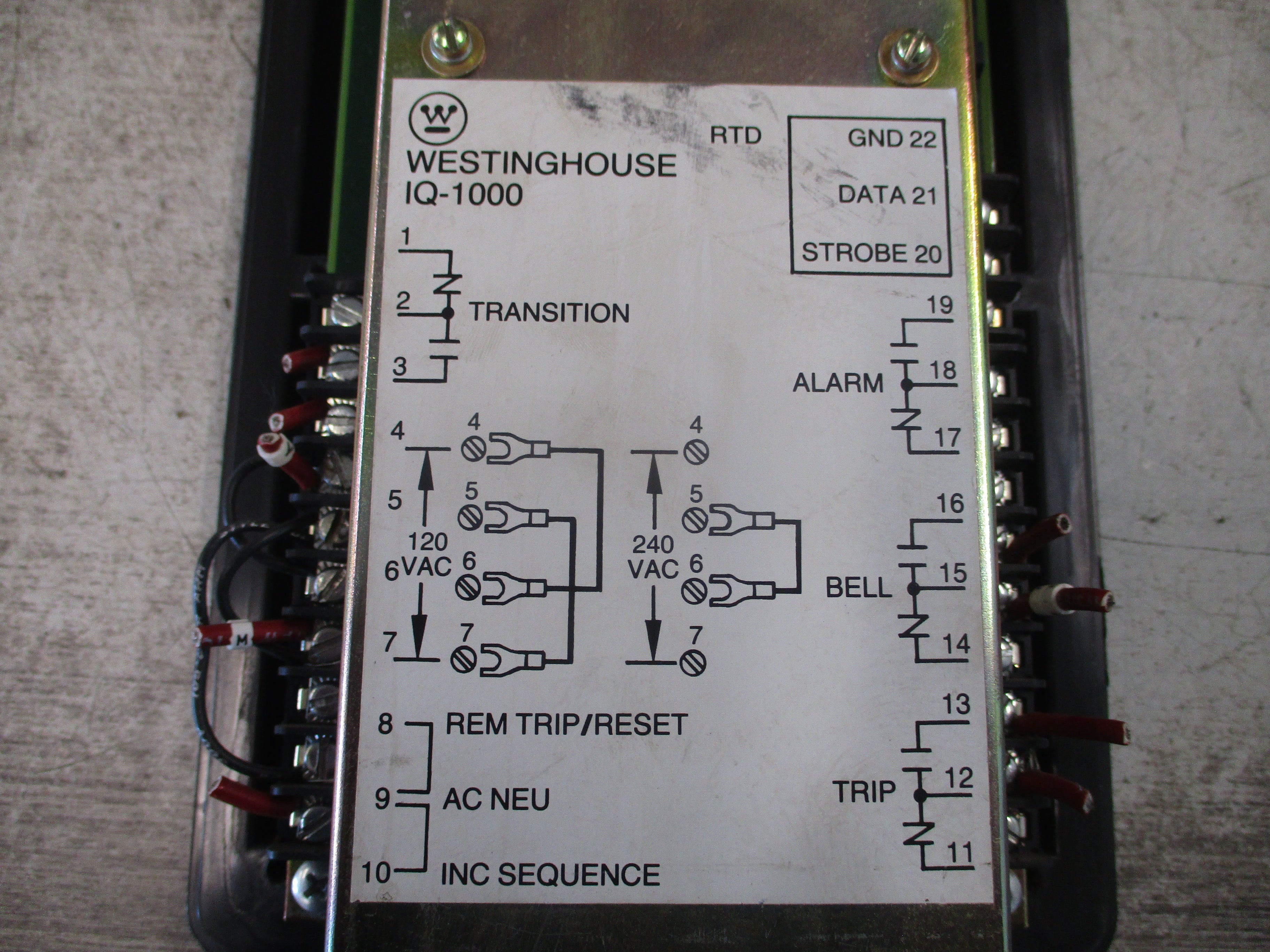 McQuay/Westinghouse IQ-1000 Motor Protection Relay 9966D32 Used