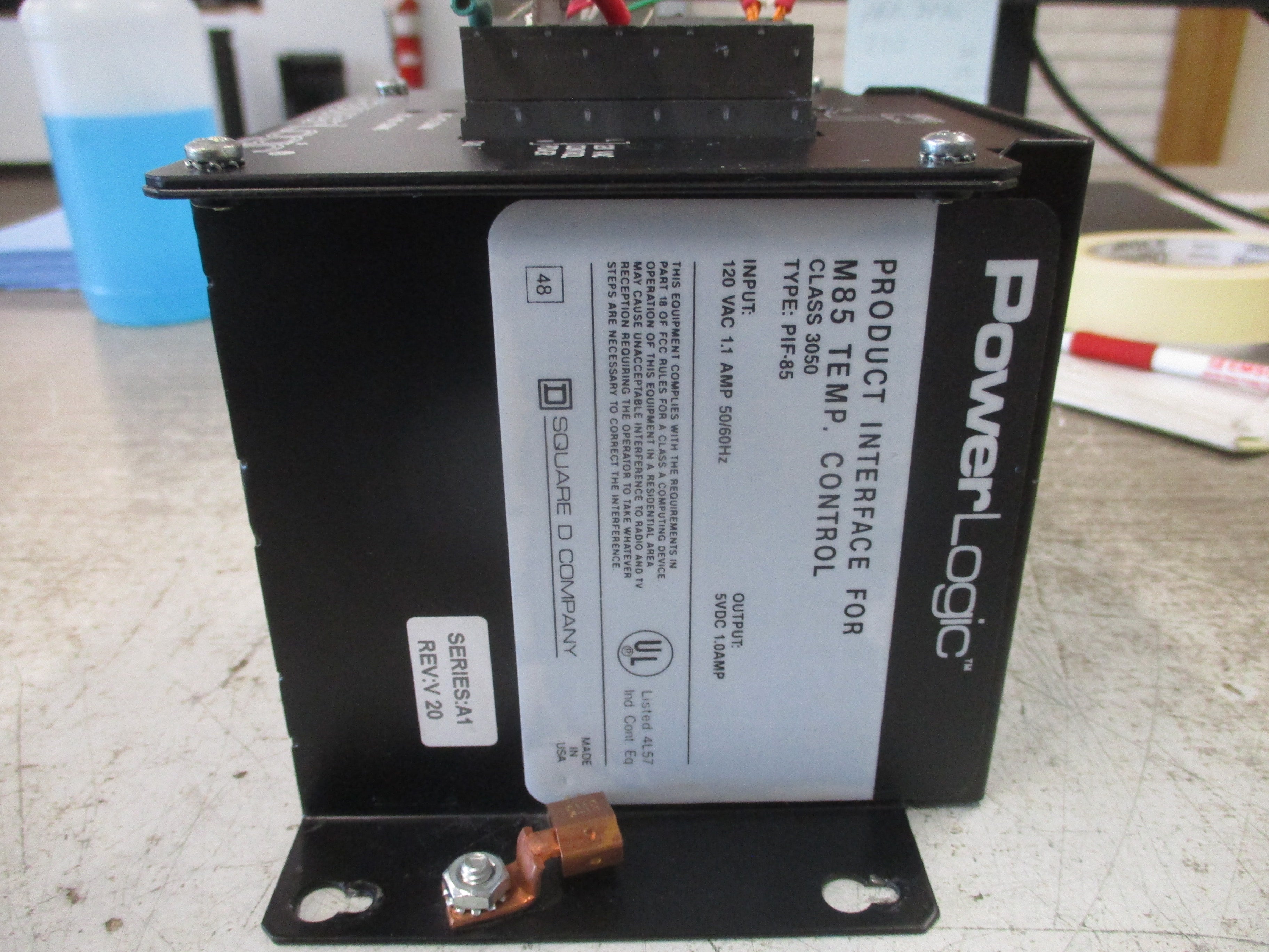 Square D PowerLogic M85 Temp. Control Interface 3050 PIF-85 Ser. A1 Rev. V20