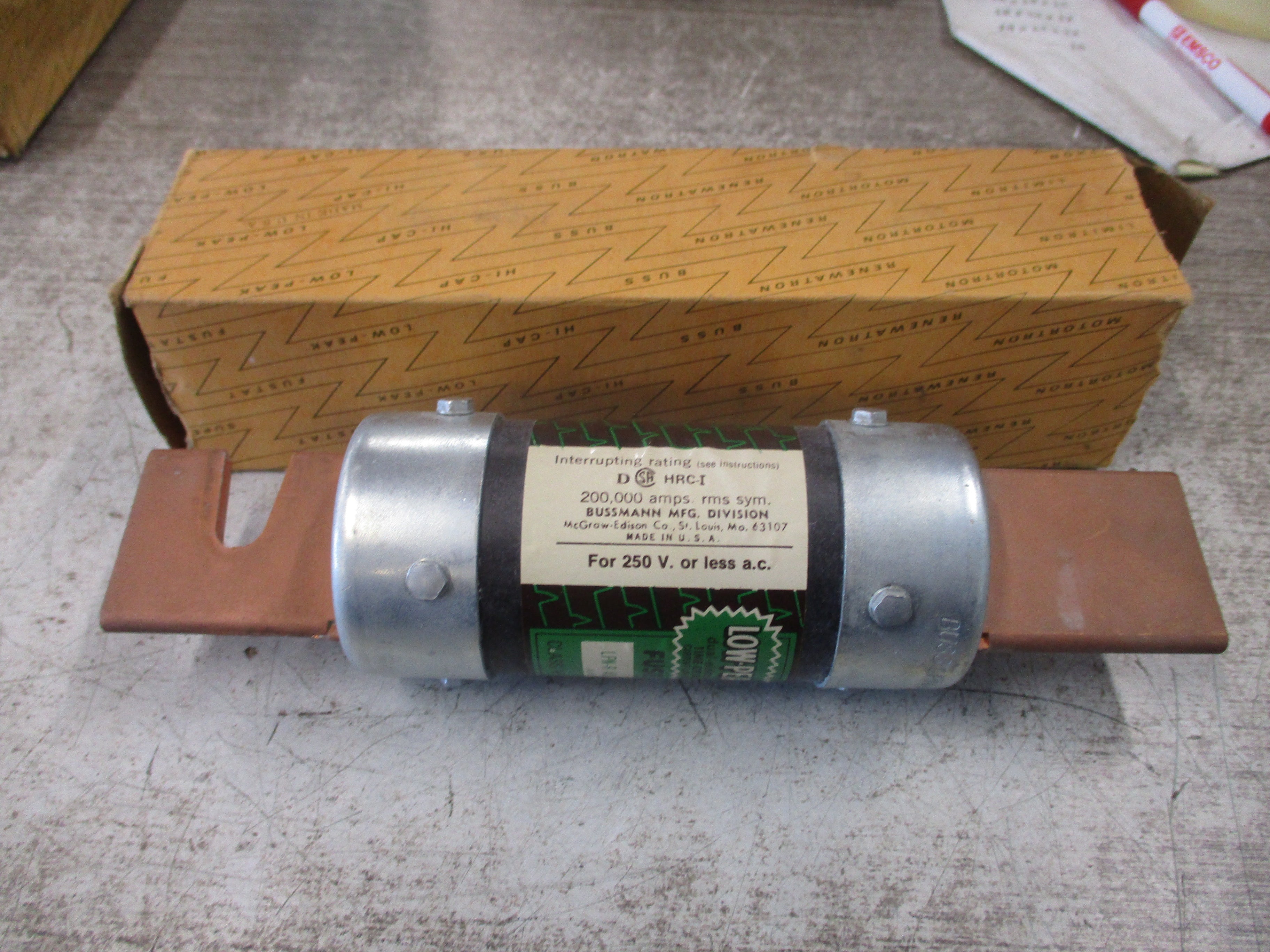 Bussmann Low-Peak Fuse LPN-R 400 250V 400A New Surplus