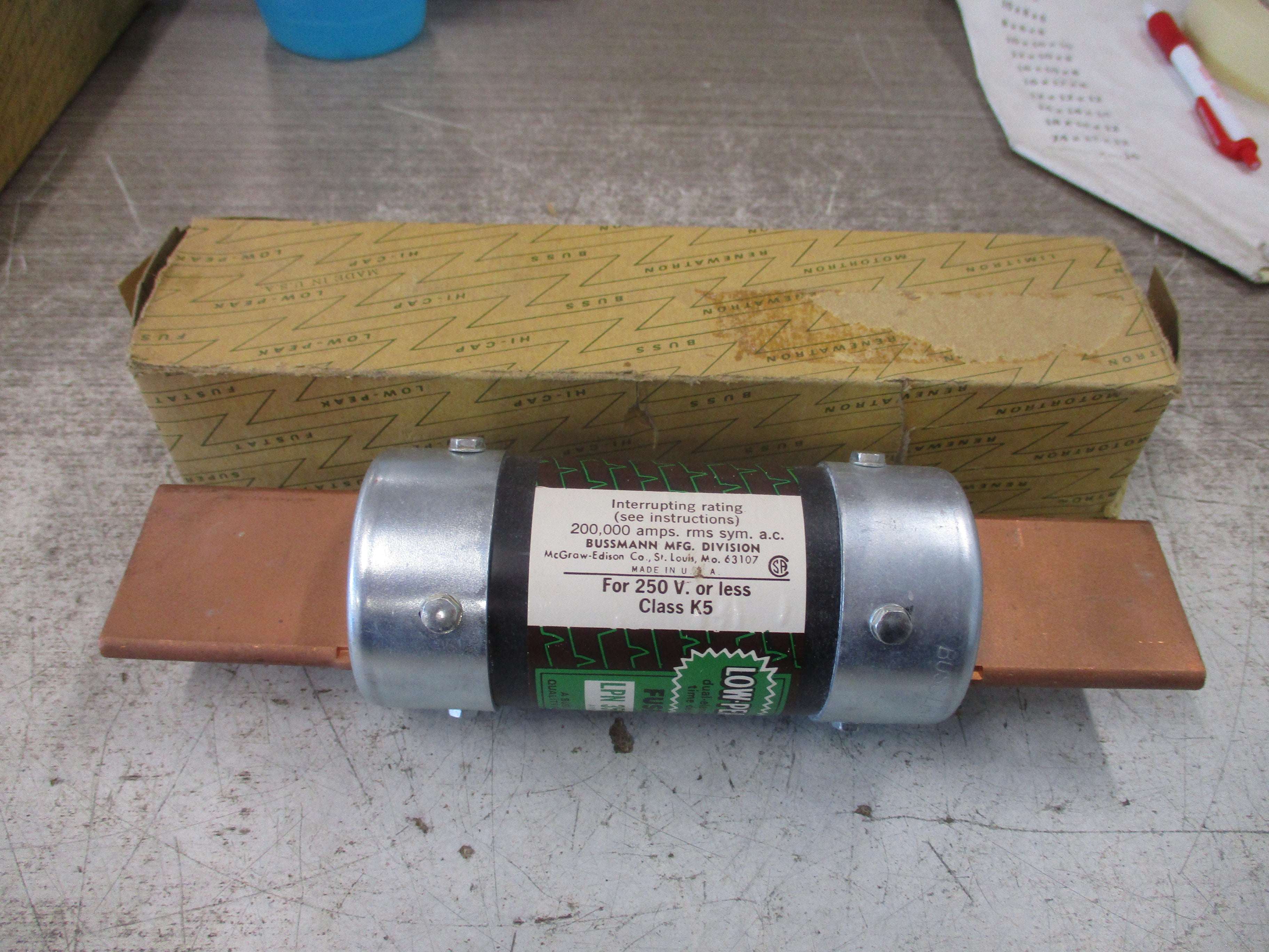 Bussmann Low-Peak Fuse LPN 350 250V 350A New Surplus