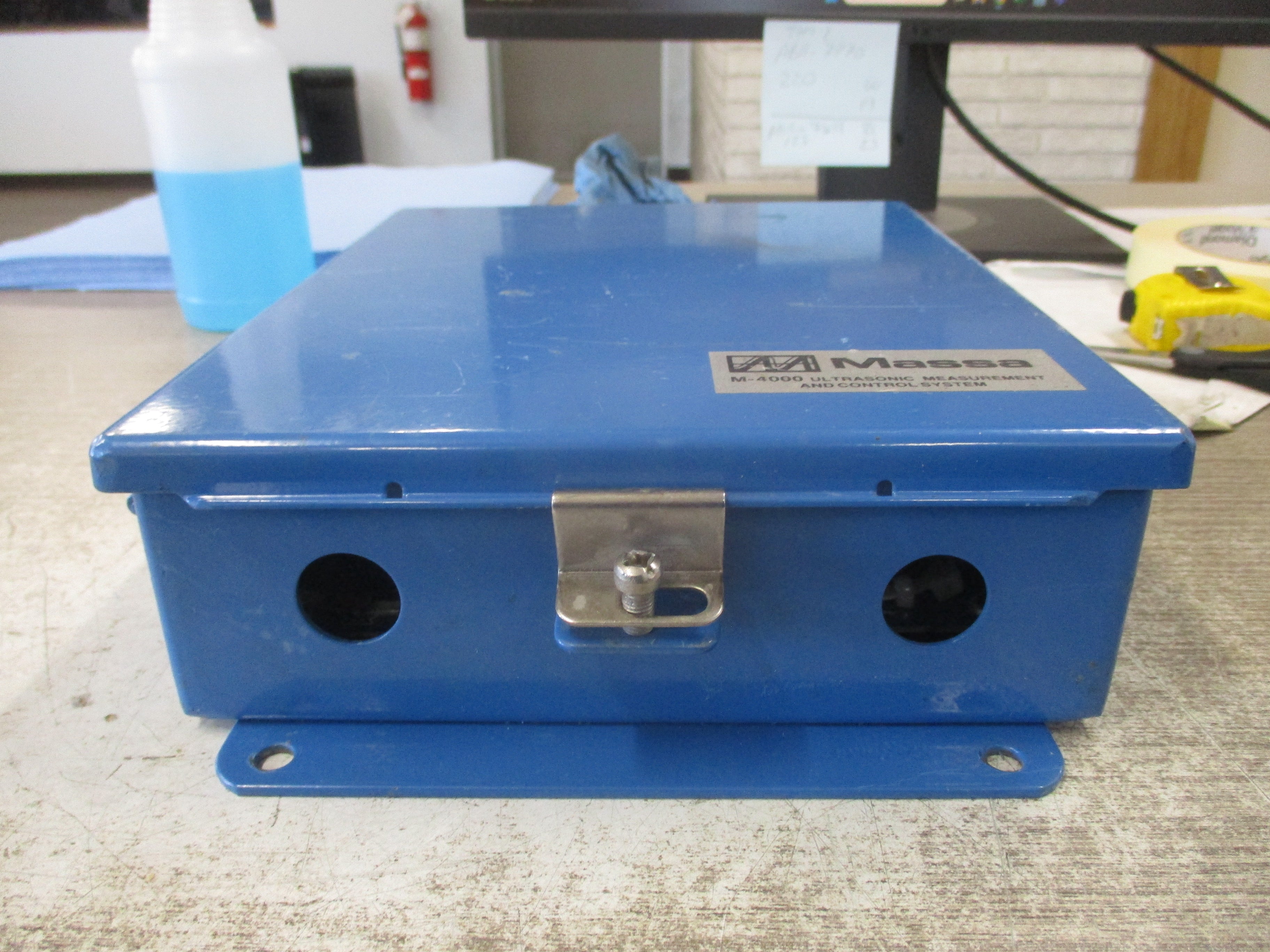 Massa Ultrasonic Measurement & Control System M4000 *Missing (1) Cover Clamp*