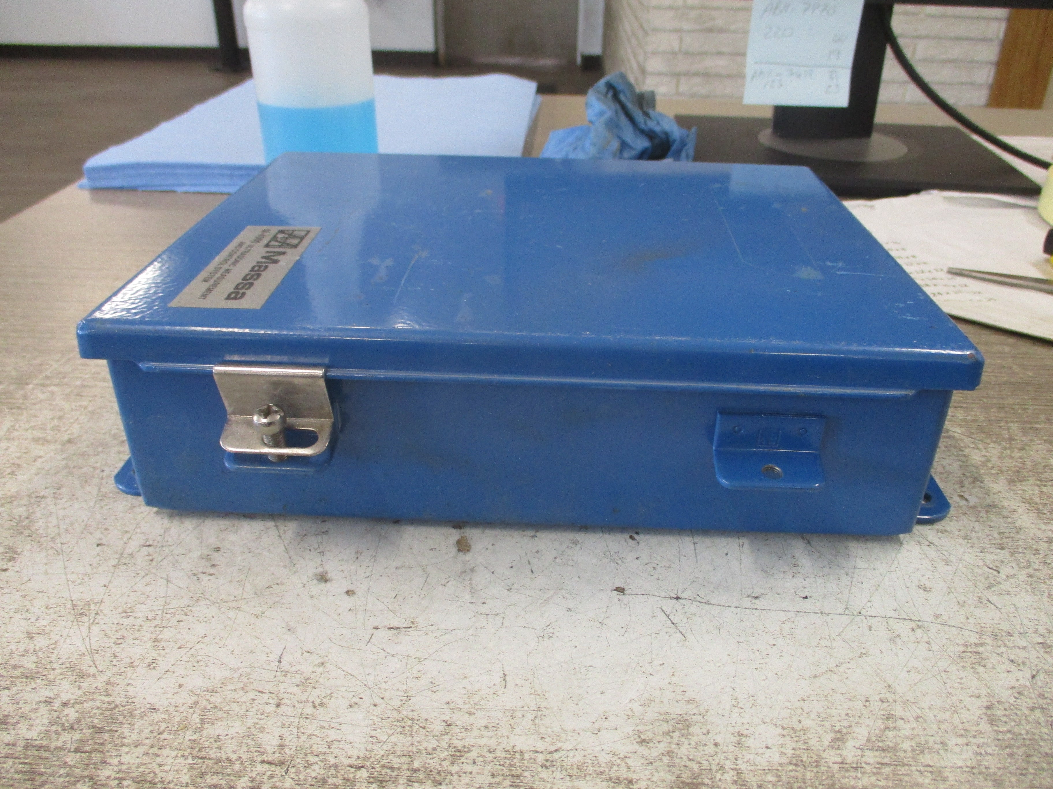 Massa Ultrasonic Measurement & Control System M4000 *Missing (1) Cover Clamp*