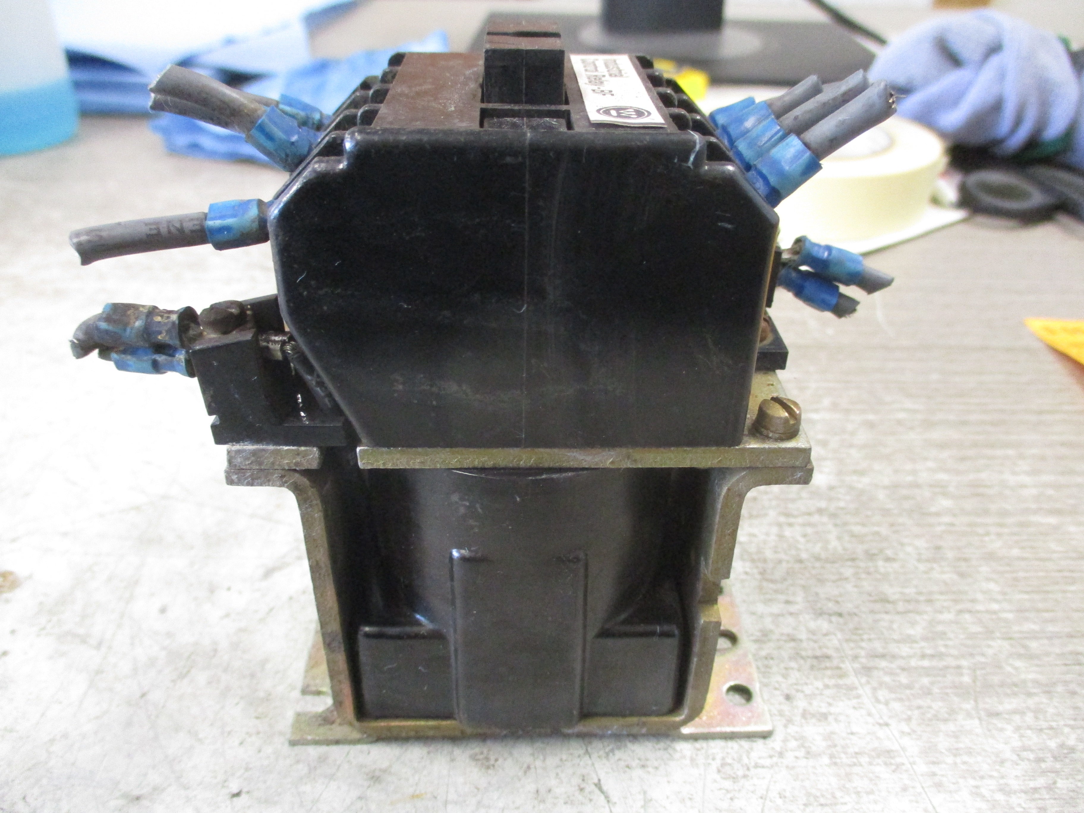 Westinghouse Control Relay NBFD22S Style #: 5072A49G04 125/130VDC Coil 10A 300V Used