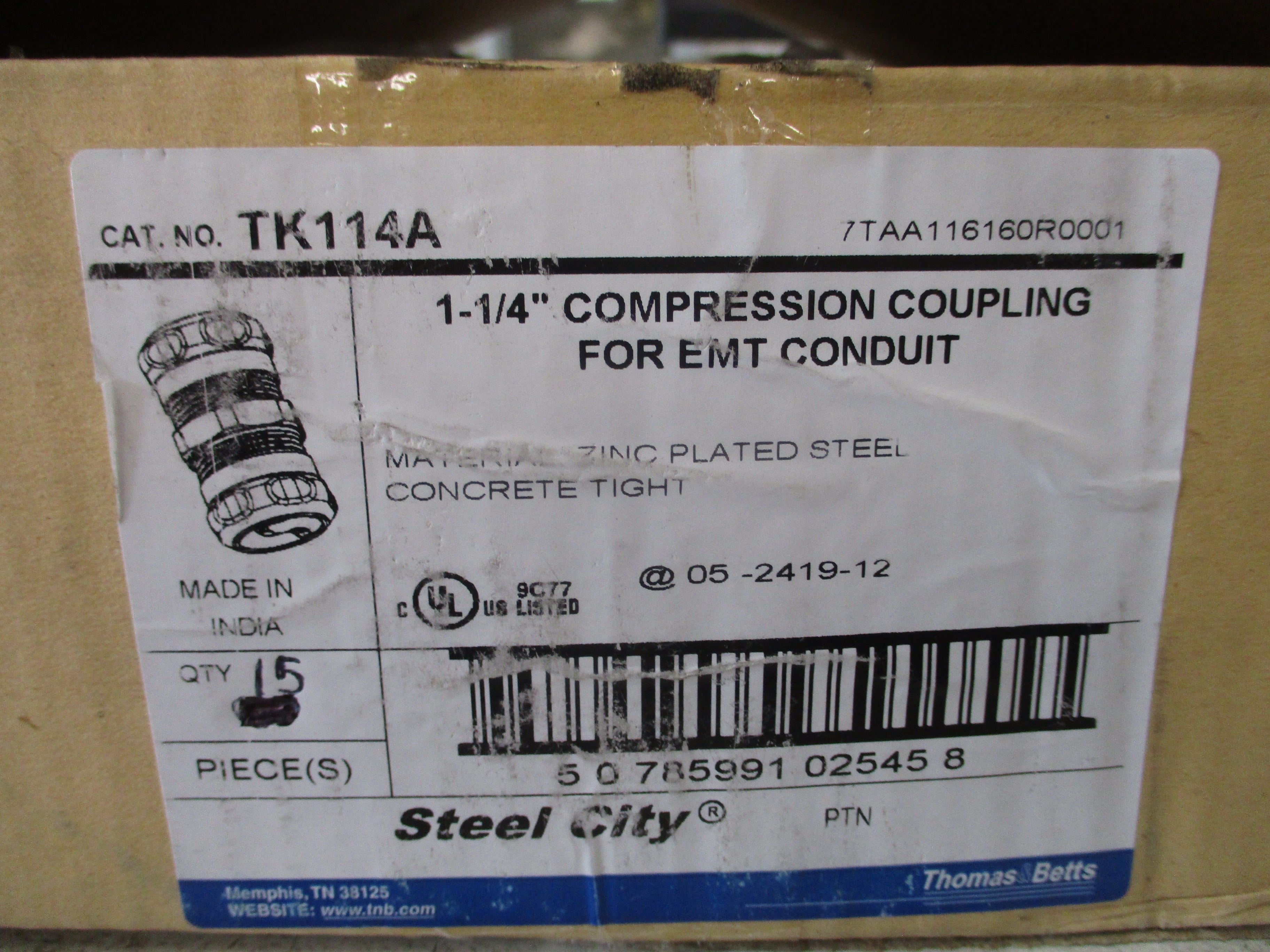 Thomas & Betts Compression Coupling TK114A 1 1/4" For EMT Coupling *Box of 15*