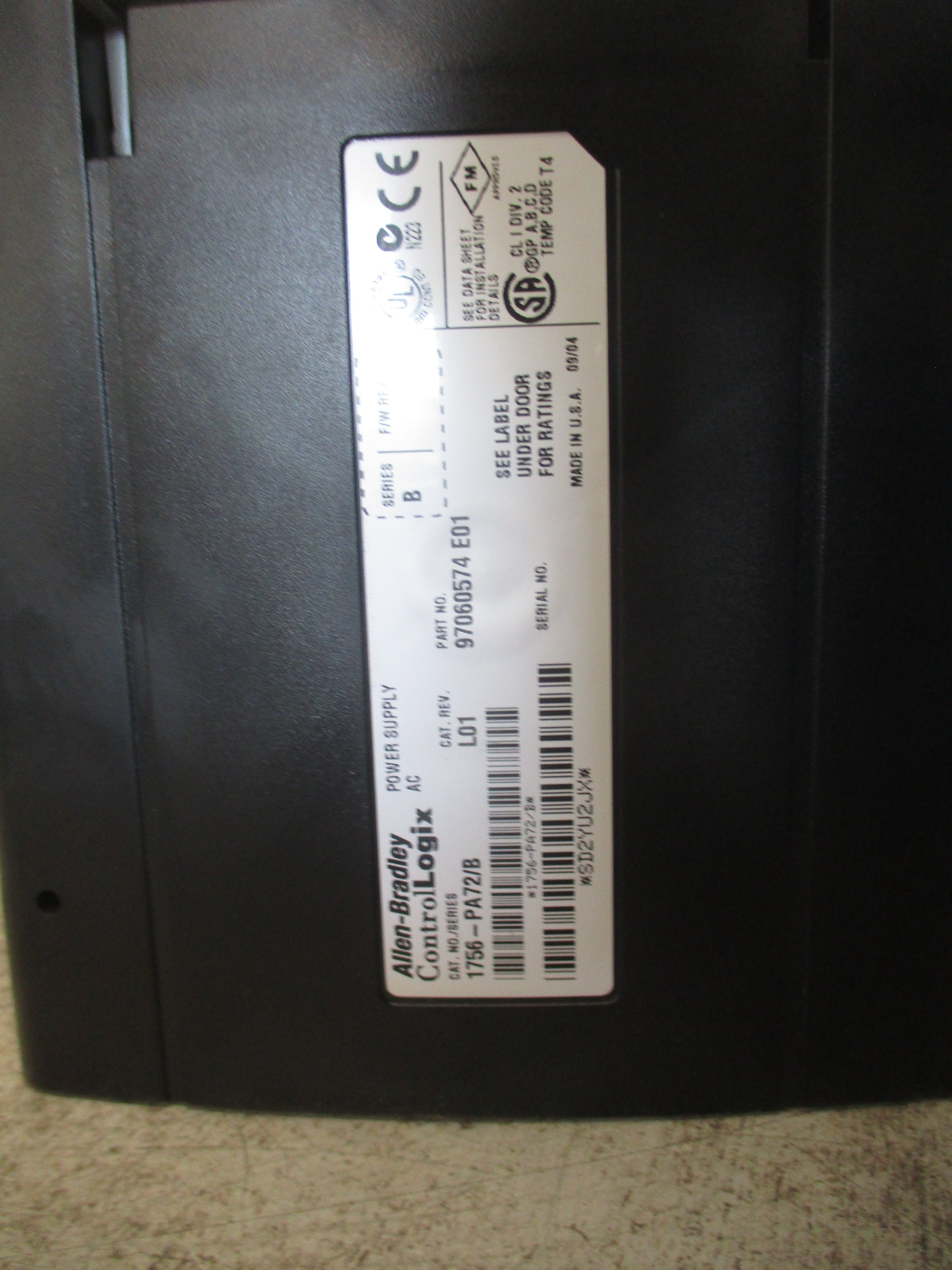 Allen-Bradley ControlLogix 7-Slot Chassis W/ Power Supply 1756A7/1756-PA72