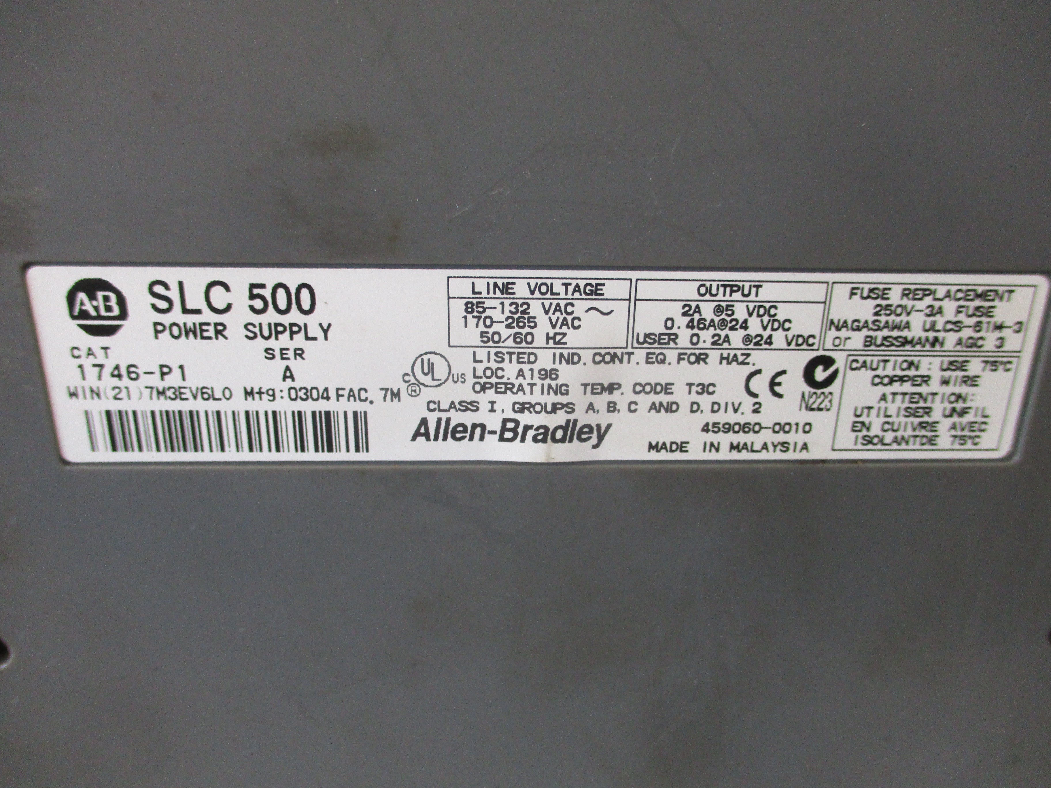 Allen-Bradley SLC 500 PLC Rack w/ Power Supply 1746-A7 / 1746-P1 7-Slot
