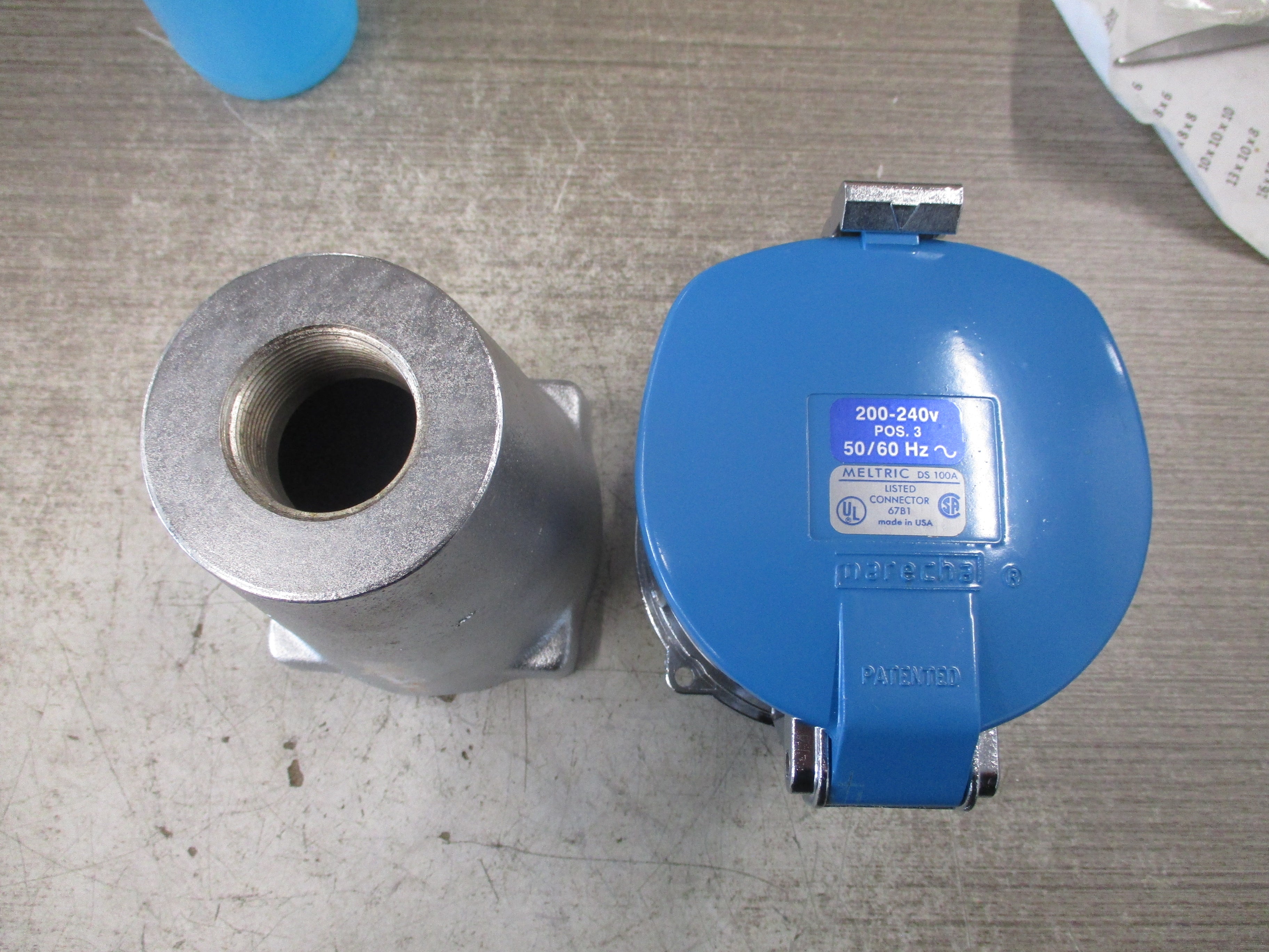 Meltric Type DS 100A Connector 37-90033-D14 100A 200-240V 50/60Hz *No Box*