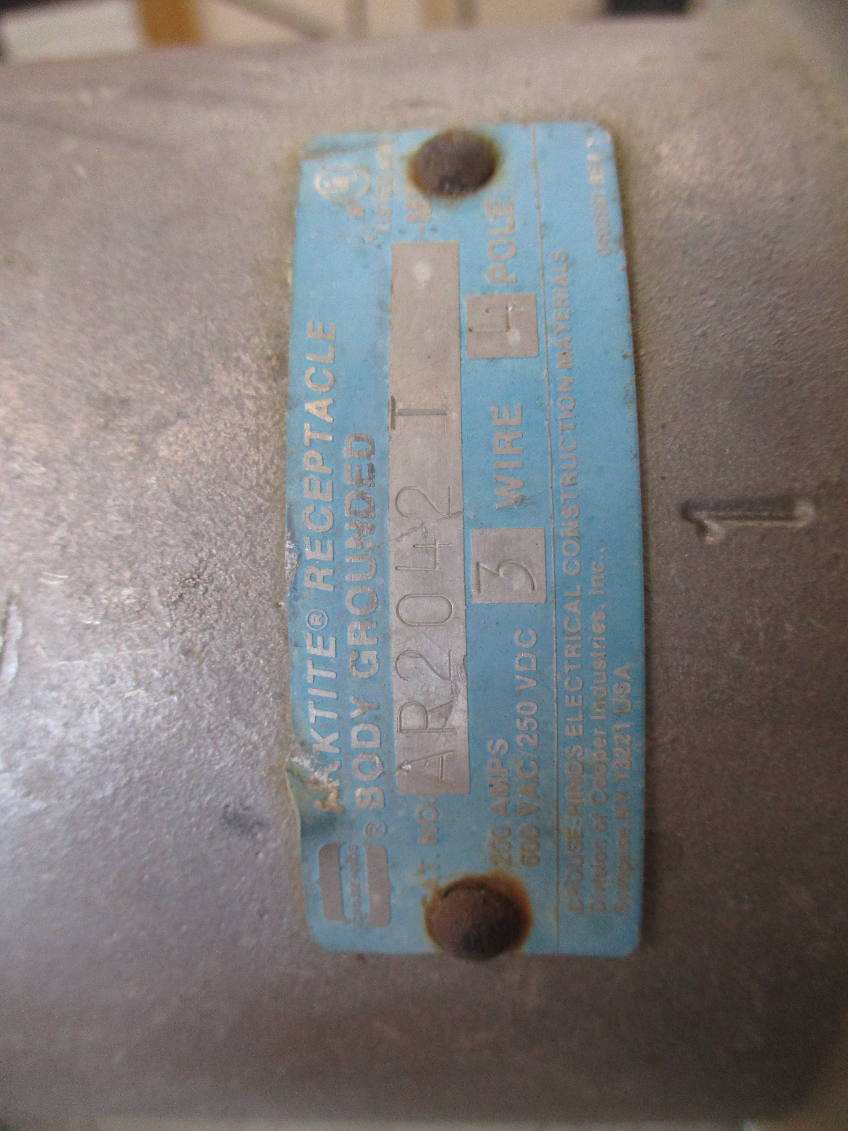 Crouse-Hinds Arktite Receptacle AR-2042 T 200A 600V 3P 4W Used
