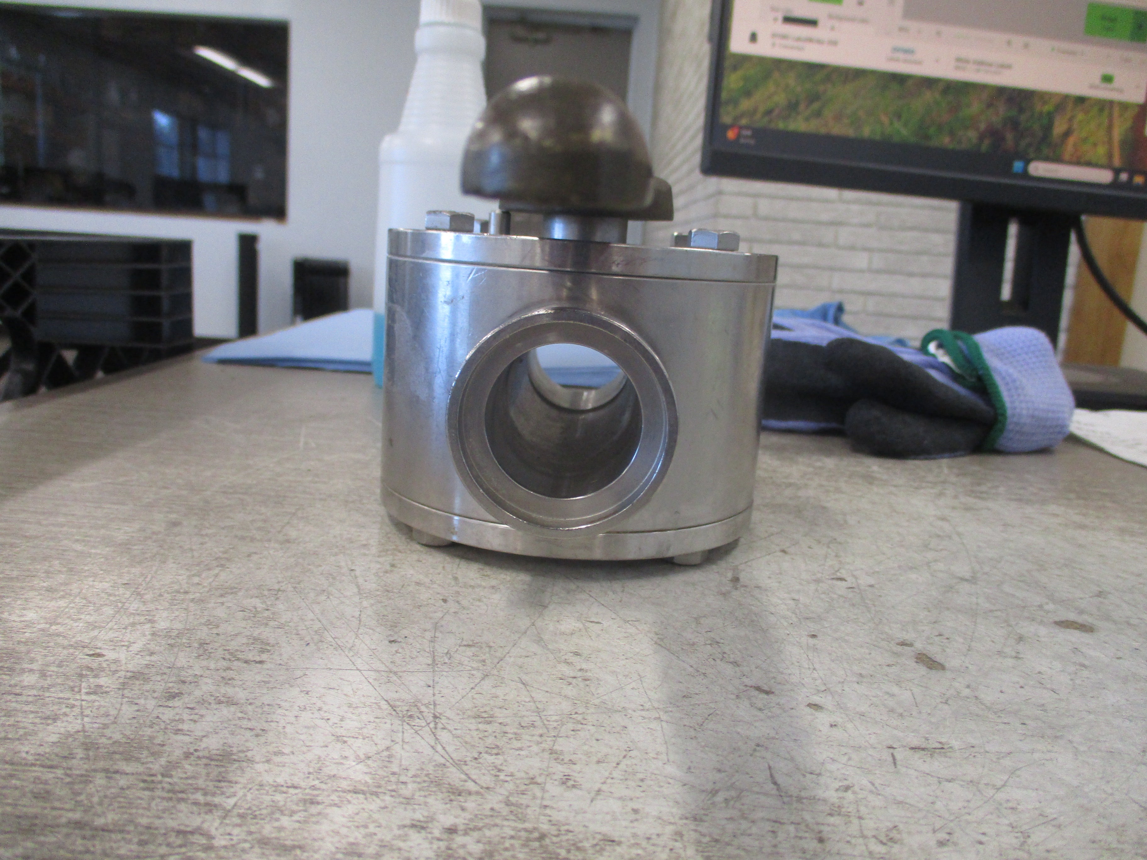 Quality Control Inc. Stainless Steel Tri-Clamp Valve 1.52227S-VTC 2-Way 1.5"