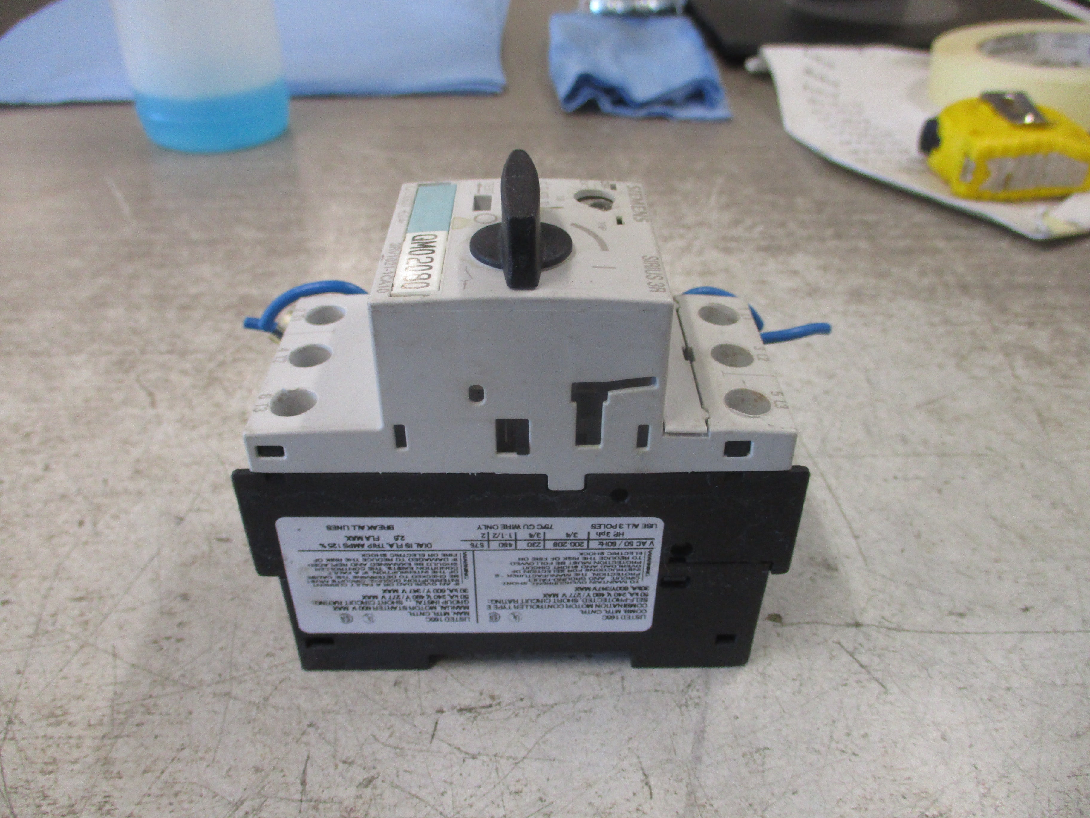 Siemens Sirius 3R Motor Protector 3RV1021-1CA10 1.8-2.5A Trip W/Aux Contact Used