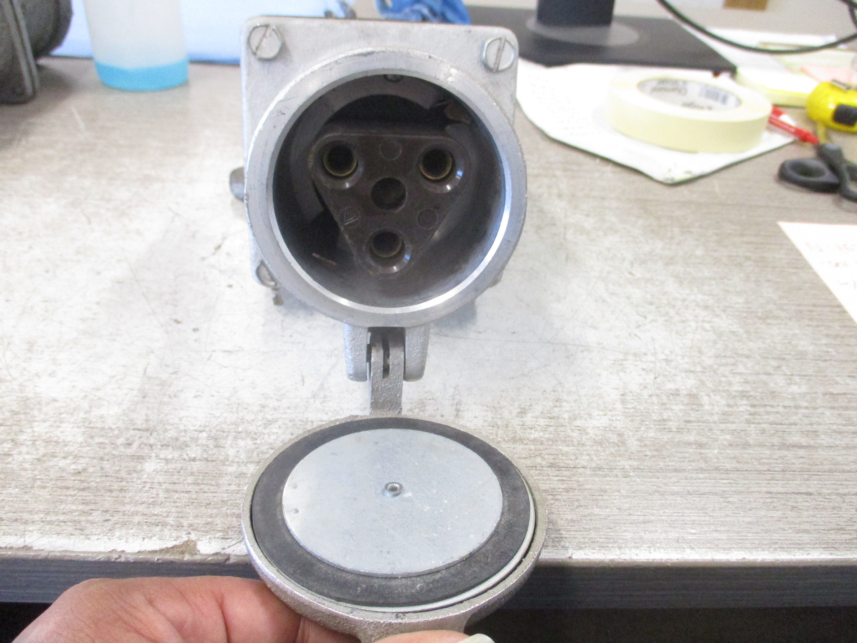 Appleton Receptacle AE631 60A 600V 3P 3W W/Base Used