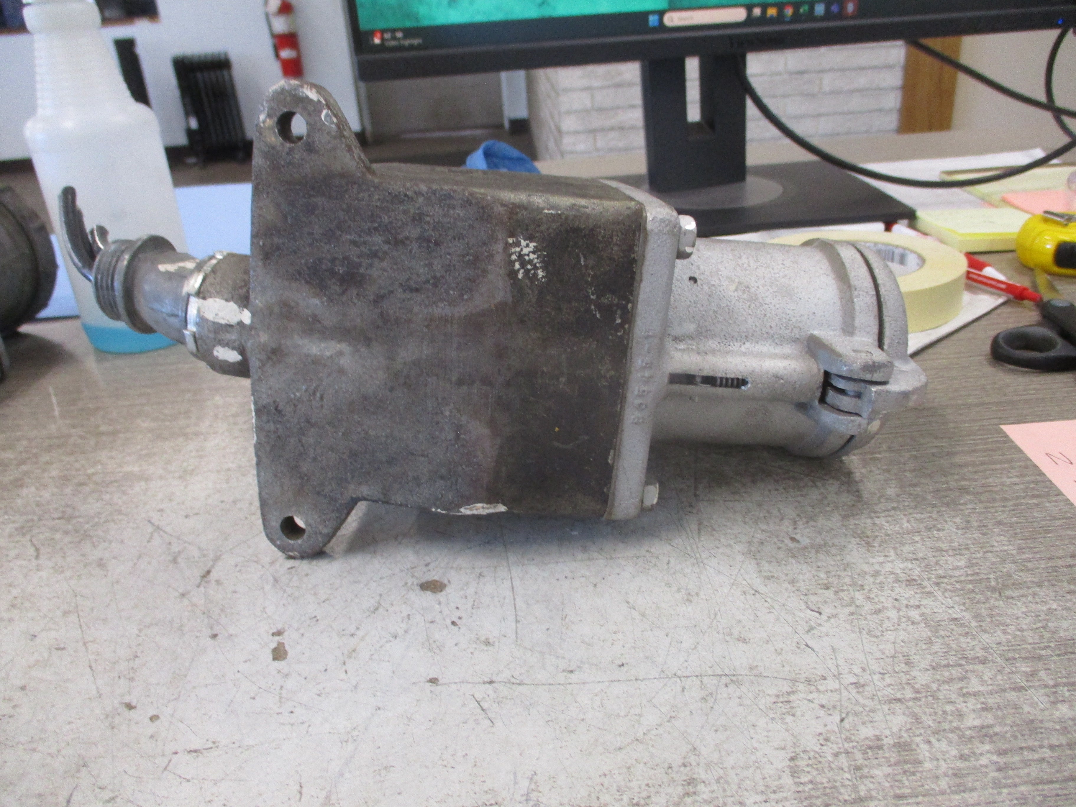 Appleton Receptacle AE631 60A 600V 3P 3W W/Base Used
