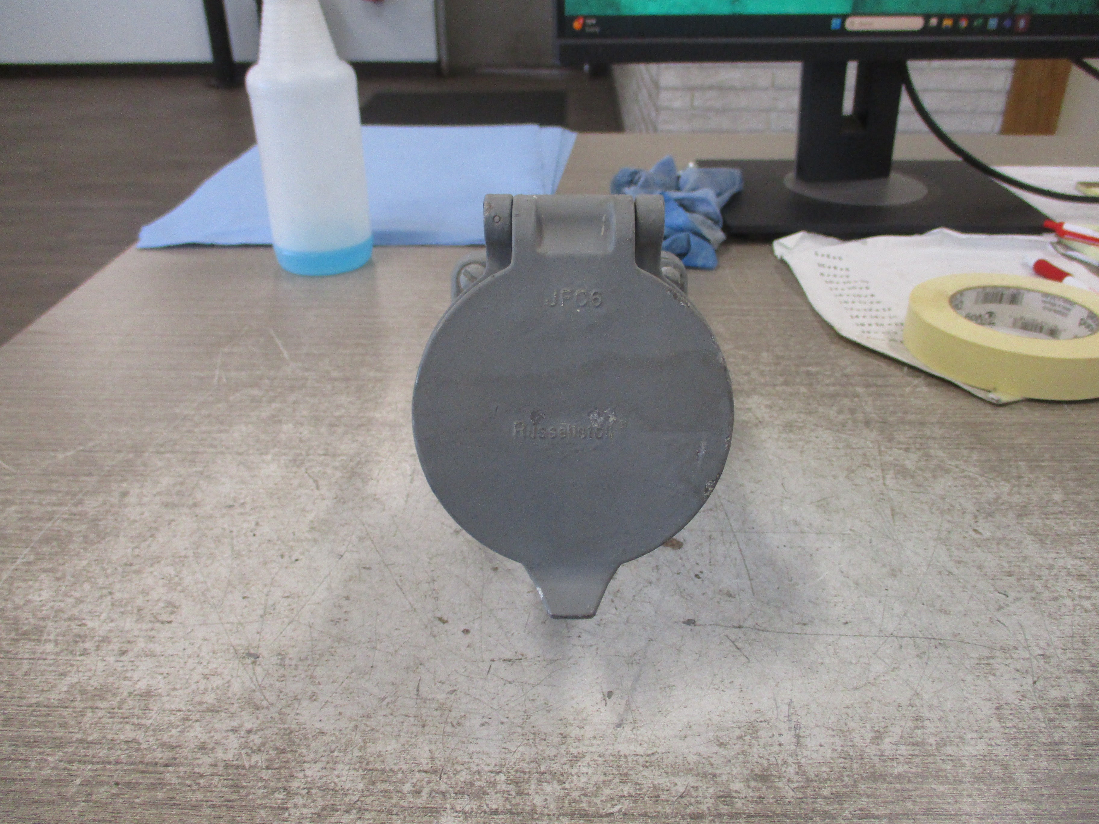 Thomas & Betts Russellstoll Reverse Service Receptacle JRFE634HR 60A 600V w/Base
