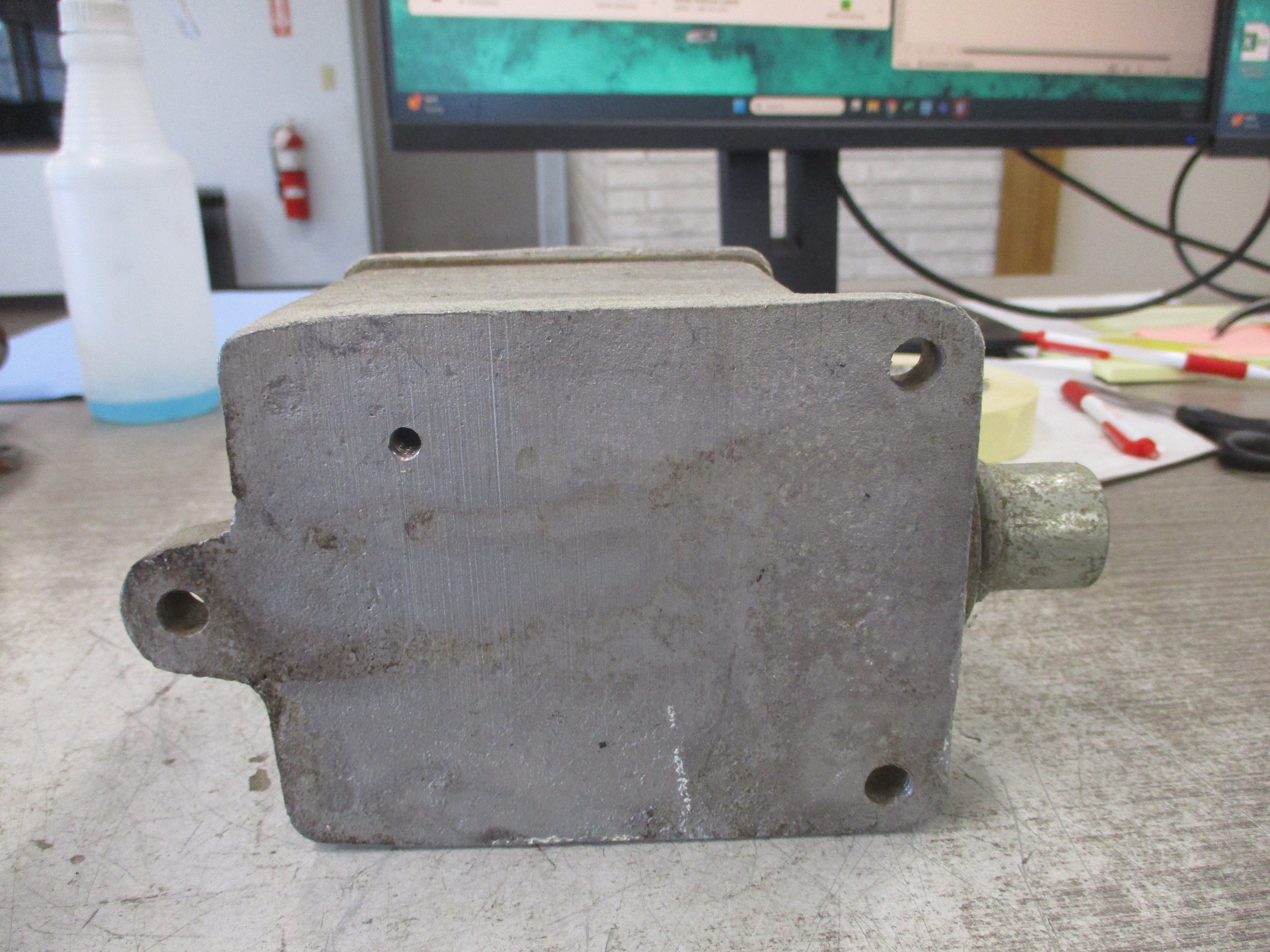 Appleton Receptacle w/ Base AEEA6314 60A 600V 3W 3P Used