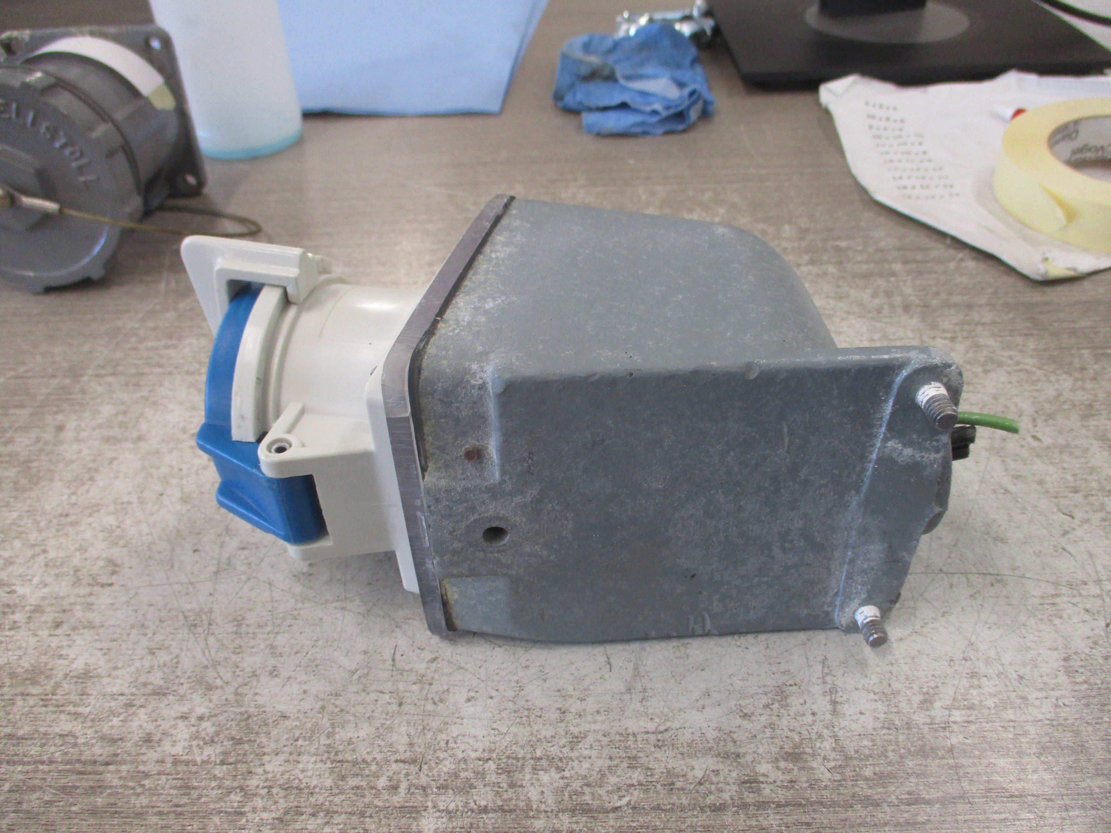 Mennekes Receptacle ME430R9W 30A 250V 3Ph w/Base Used