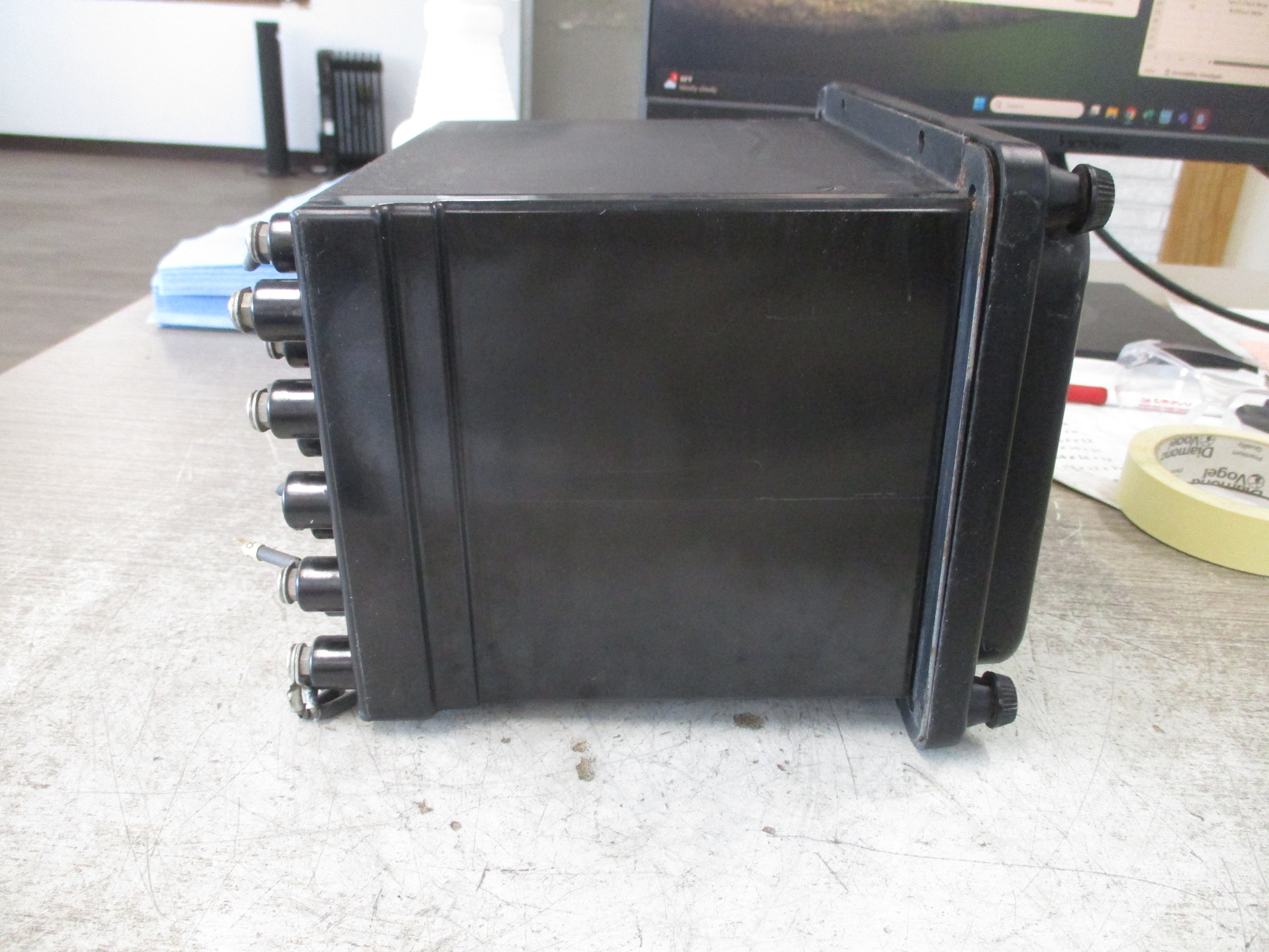 GE Watthour Meter 706X69G22 120V 60Hz 3P Used