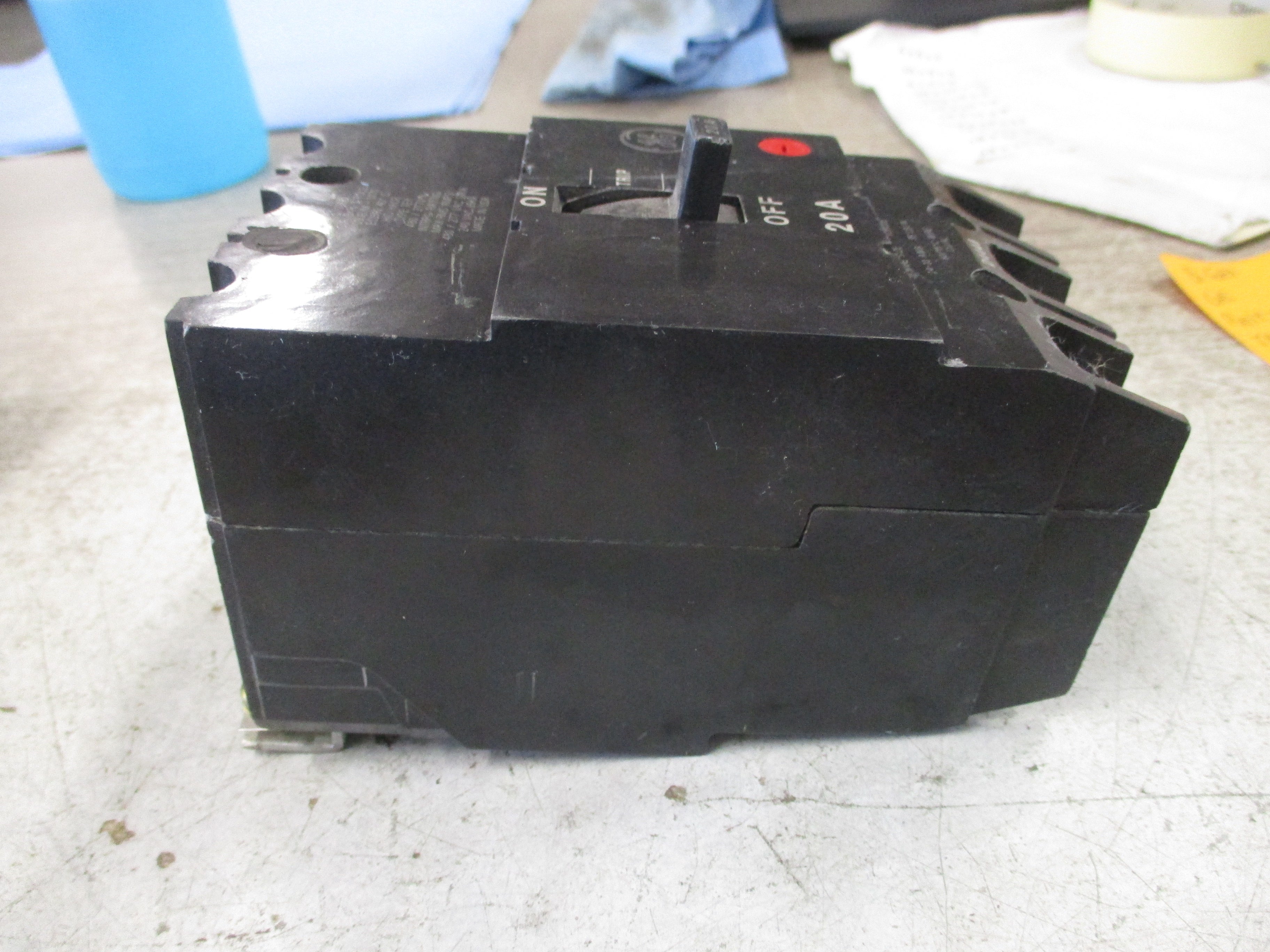 GE Bolt-On Circuit Breaker TEY320 20A 480/277V 3P Used
