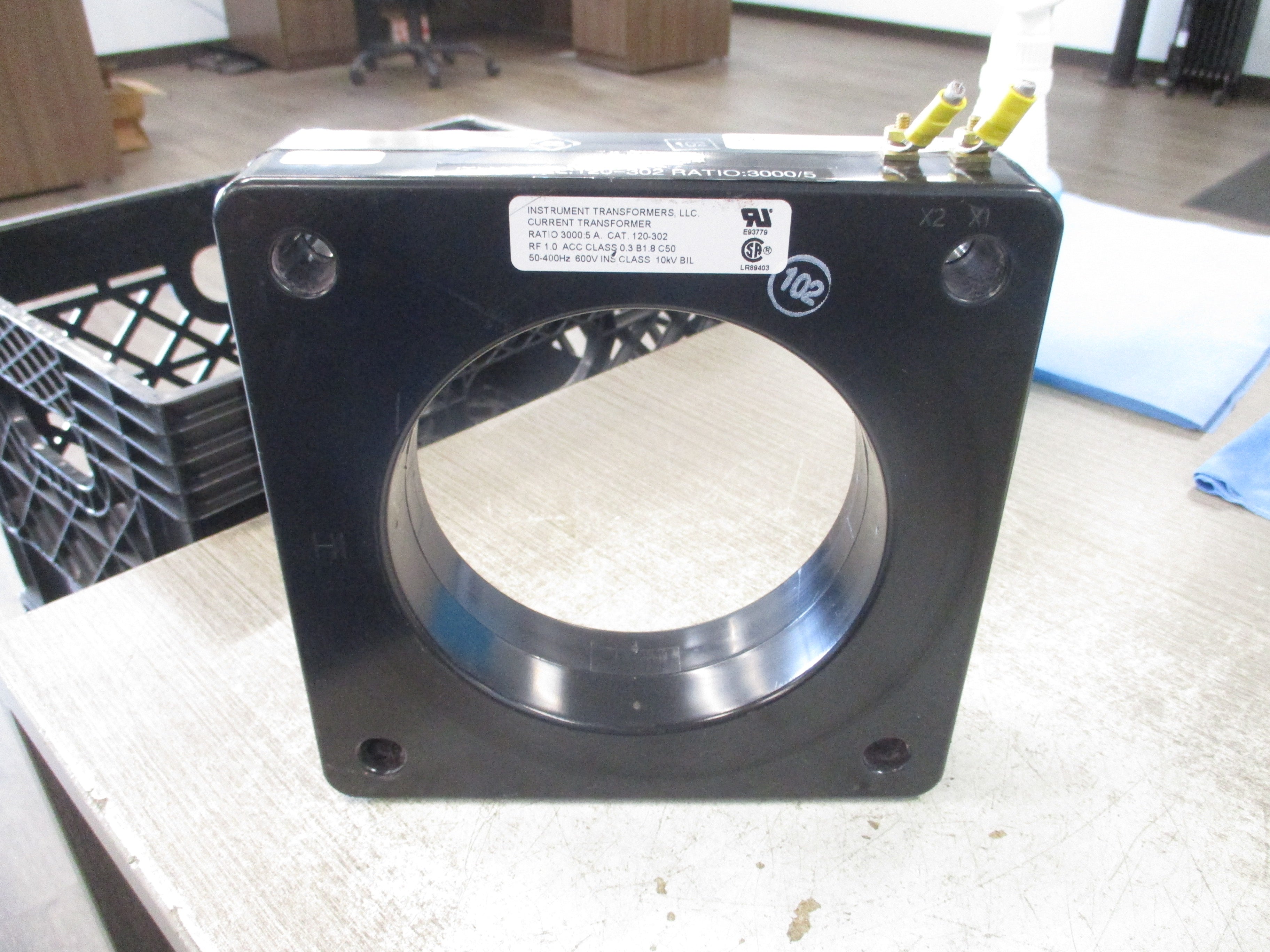 Instrument Transformers Current Transformer 120-302 Ratio 3000:5A  600V 50-400Hz