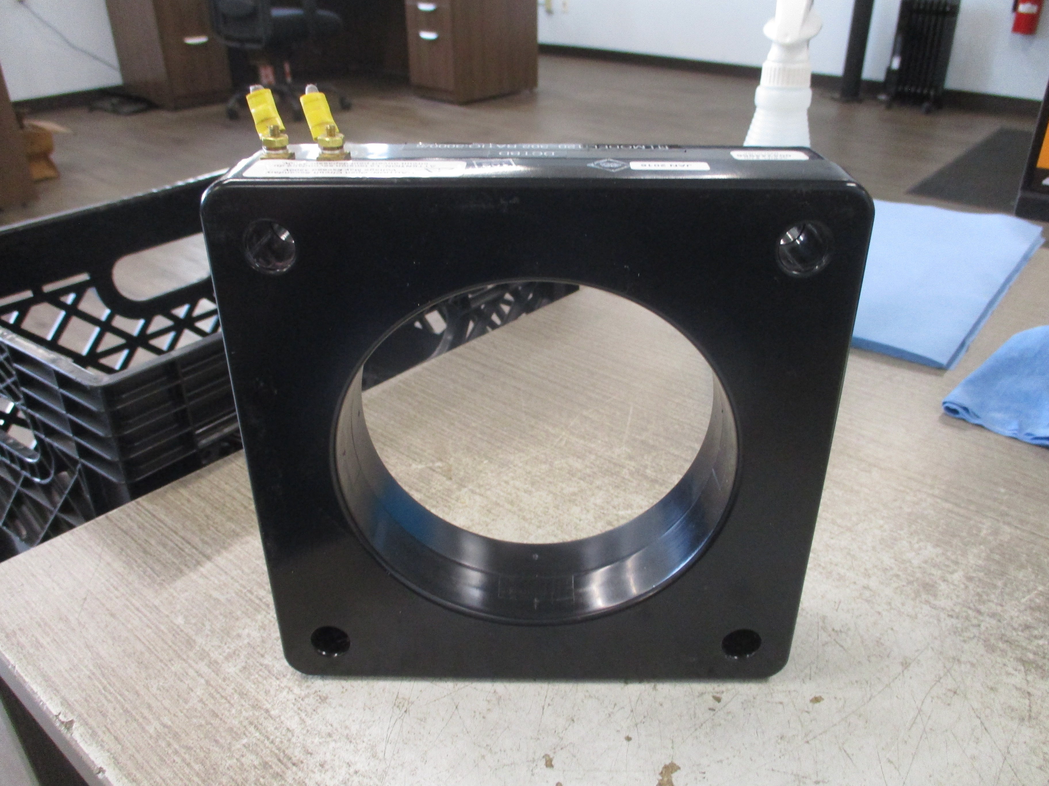 Instrument Transformers Current Transformer 120-302 Ratio 3000:5A  600V 50-400Hz