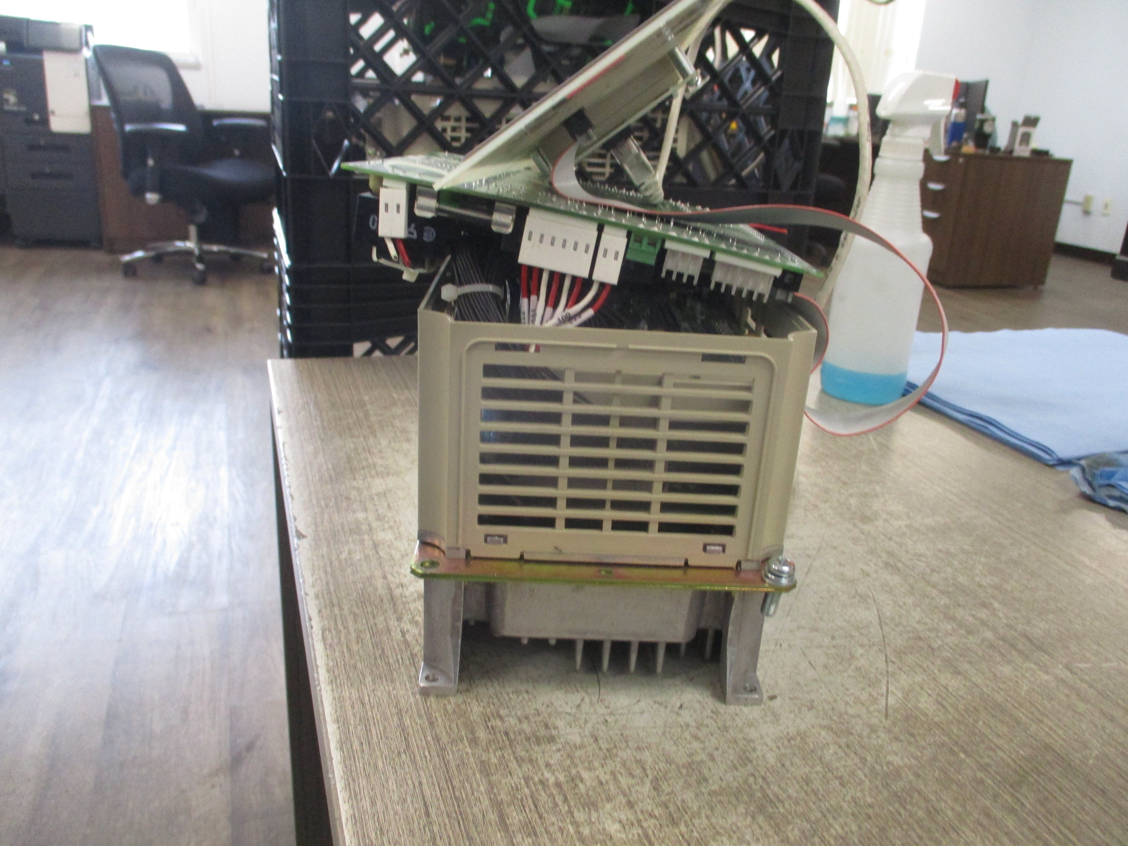 Yaskawa E7 AC Drive CIMR-E7U45P5 7.5HP 3Ph w/ Keypad W/Bypass Controls