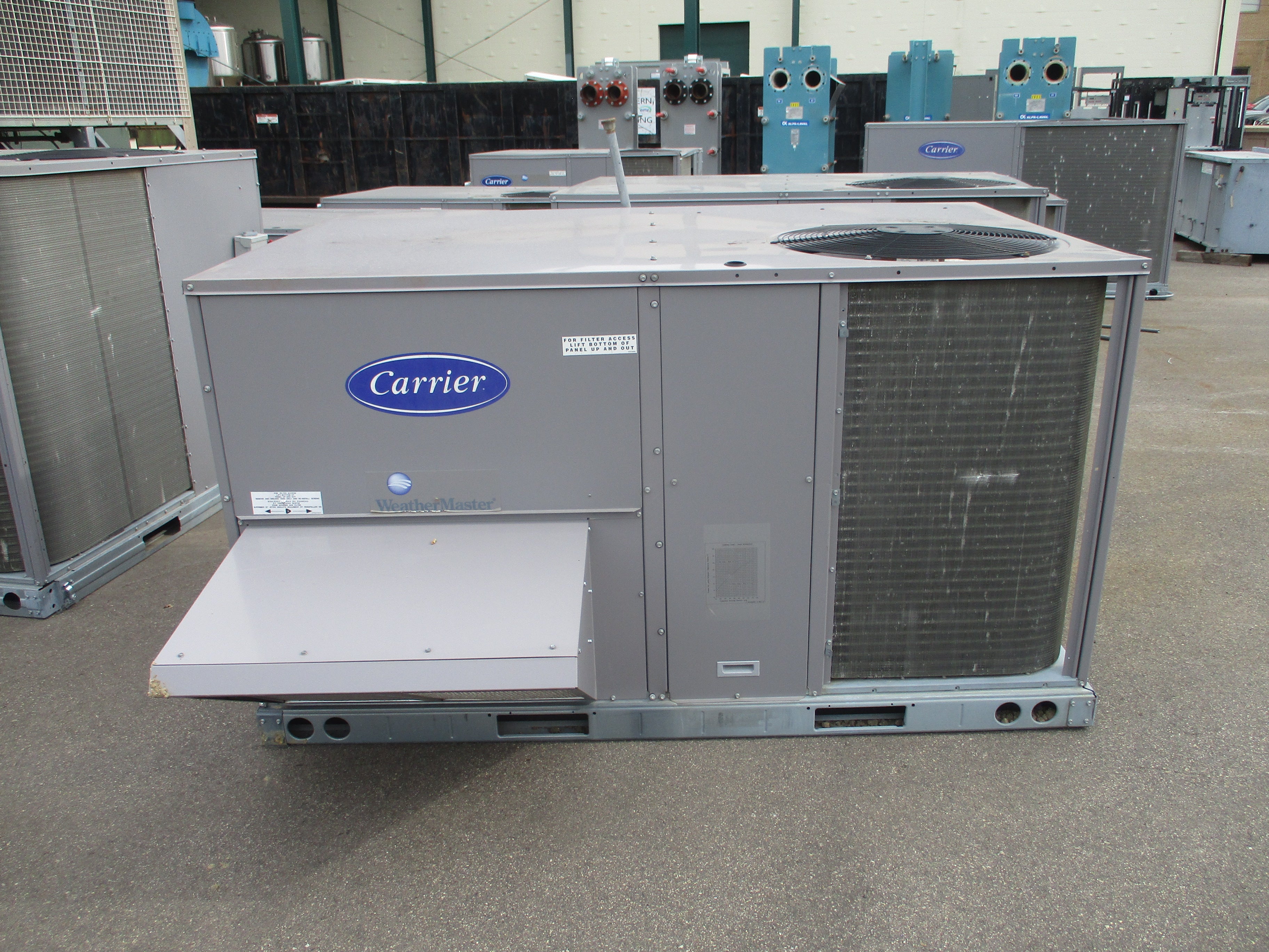 Carrier Rooftop Unit 48HCEA05A2A5A0A0A0 4-Ton 208/230V 3Ph 60Hz Natural Gas Heat