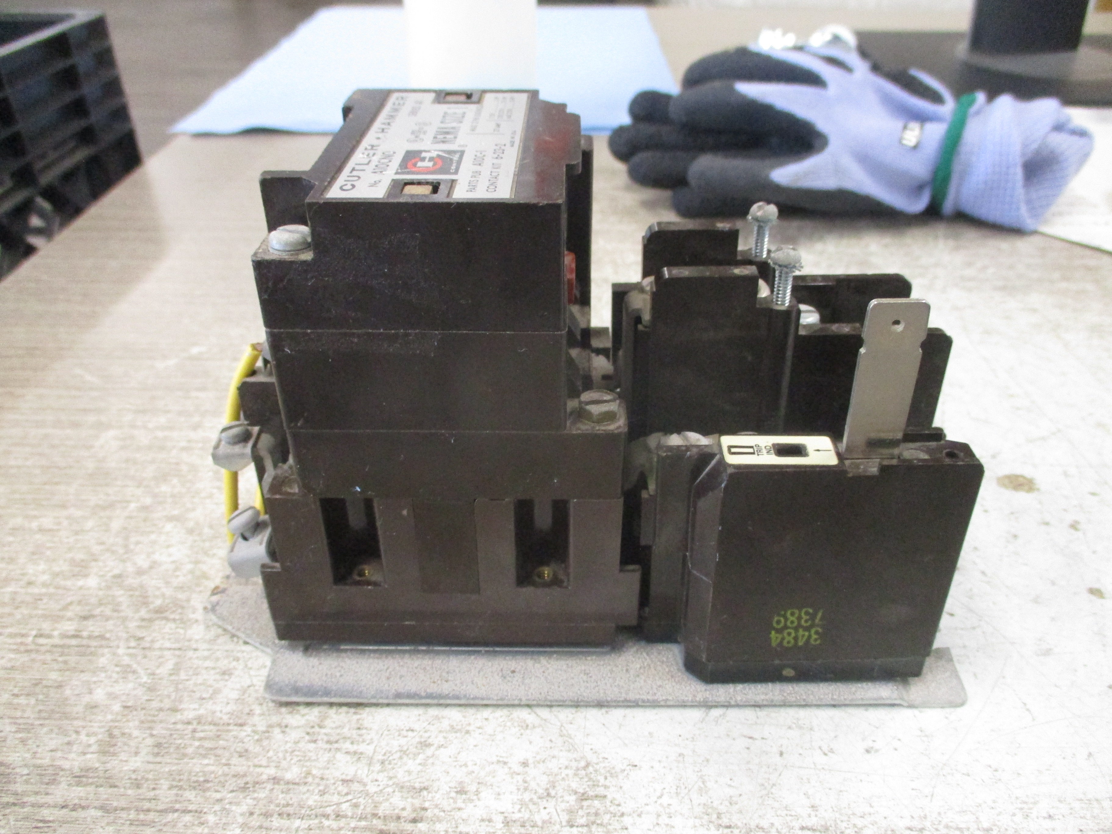 Cutler-Hammer Size 1 Starter A10CN0 Ser. A1 120V Coil 27A Used