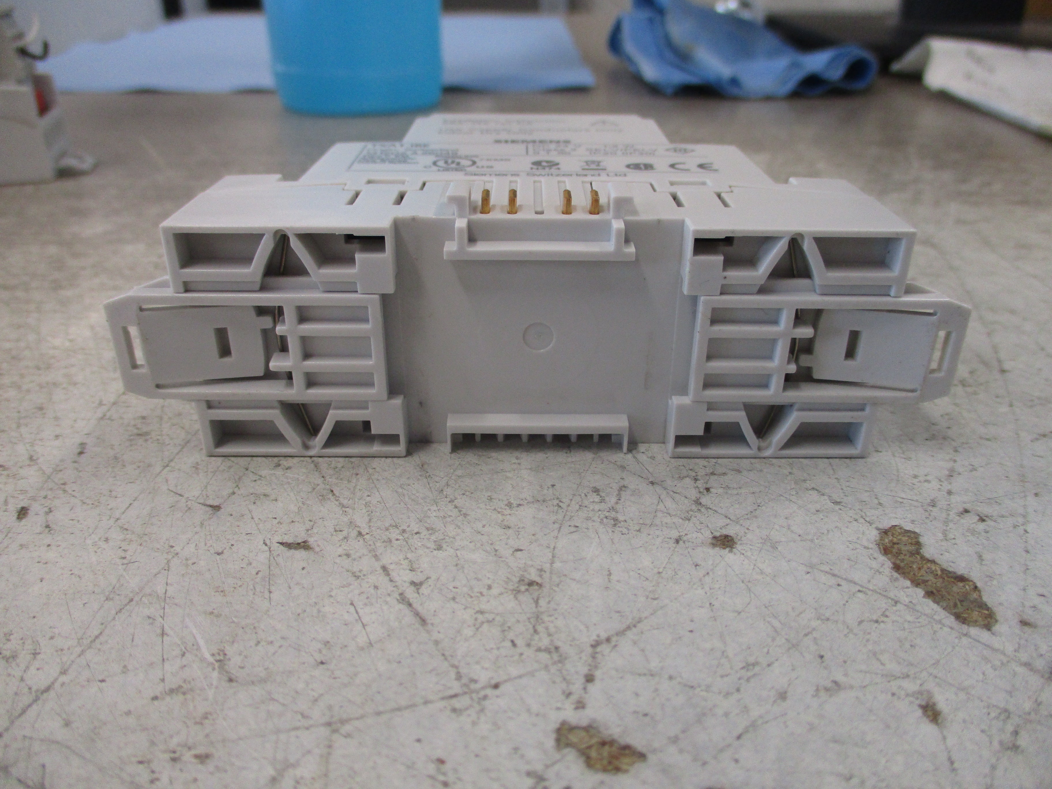 Siemens TX-I/O Island Bus Expansion Module TXA1.IBE Used