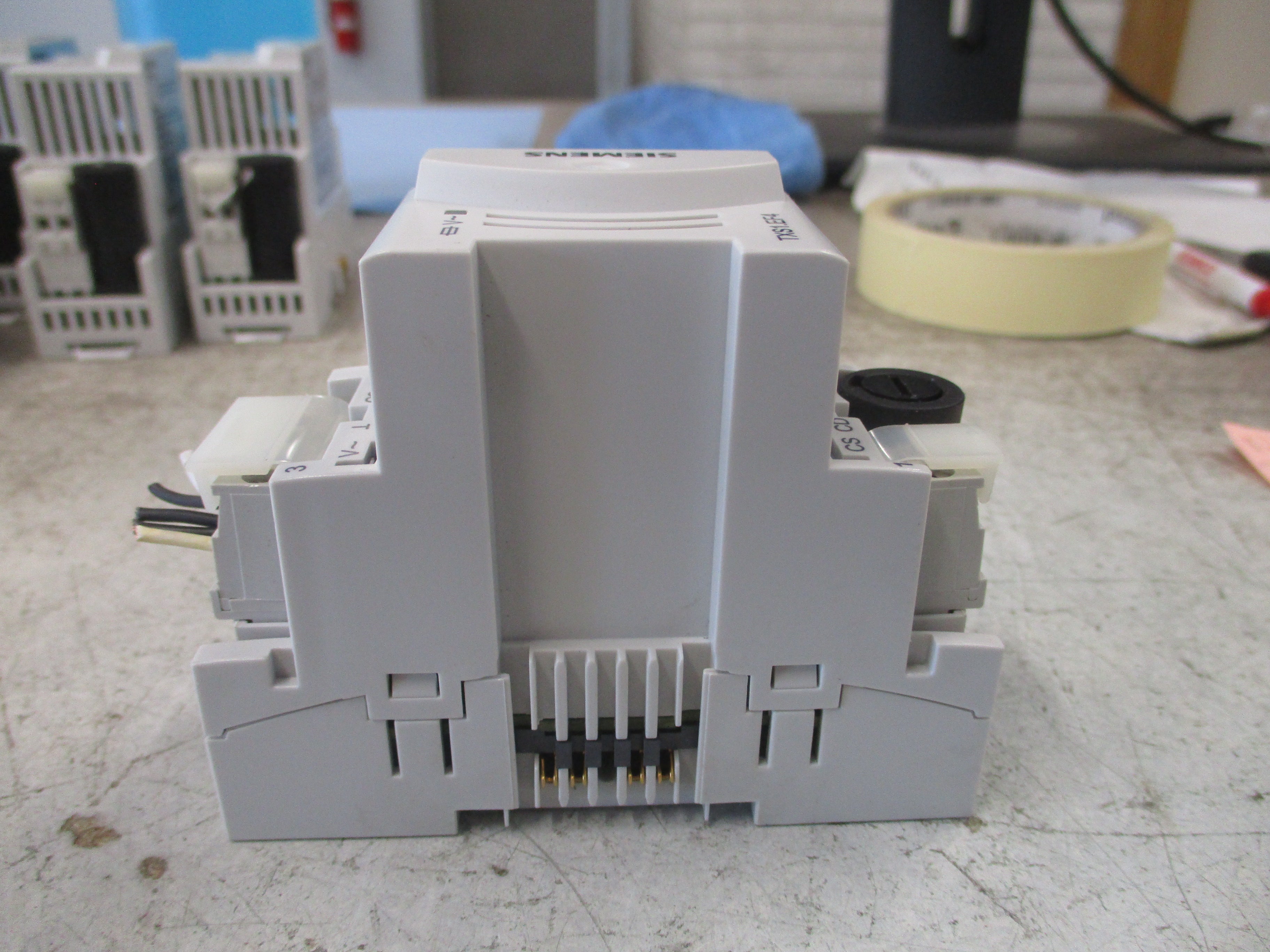 Siemens TX-I/O Bus Connection Module TXS1.EF4 4A Fuse Used