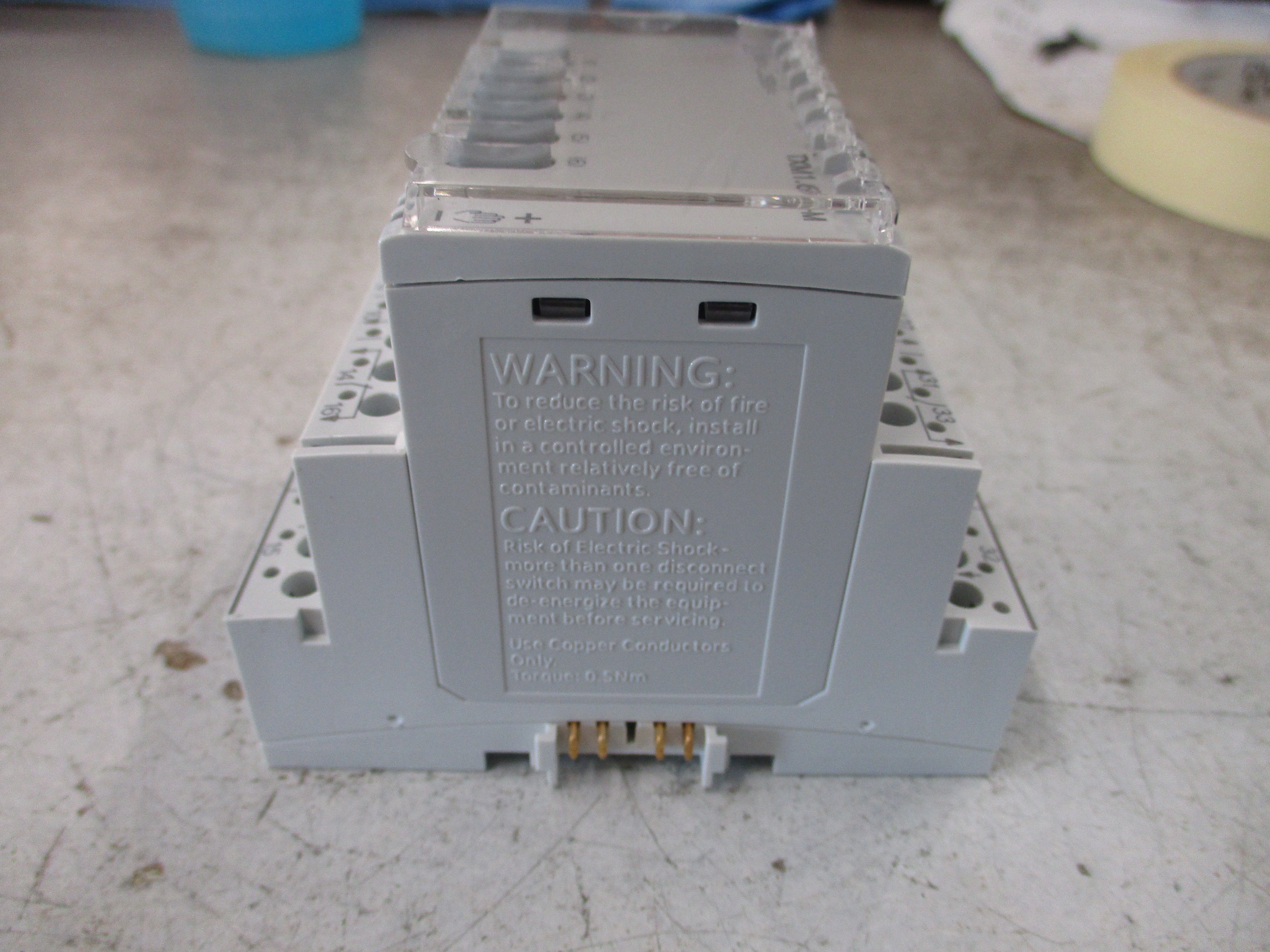 Siemens TX-I/O Relay Module TXM1.6R-M 6 Relay Outputs Local Override Used