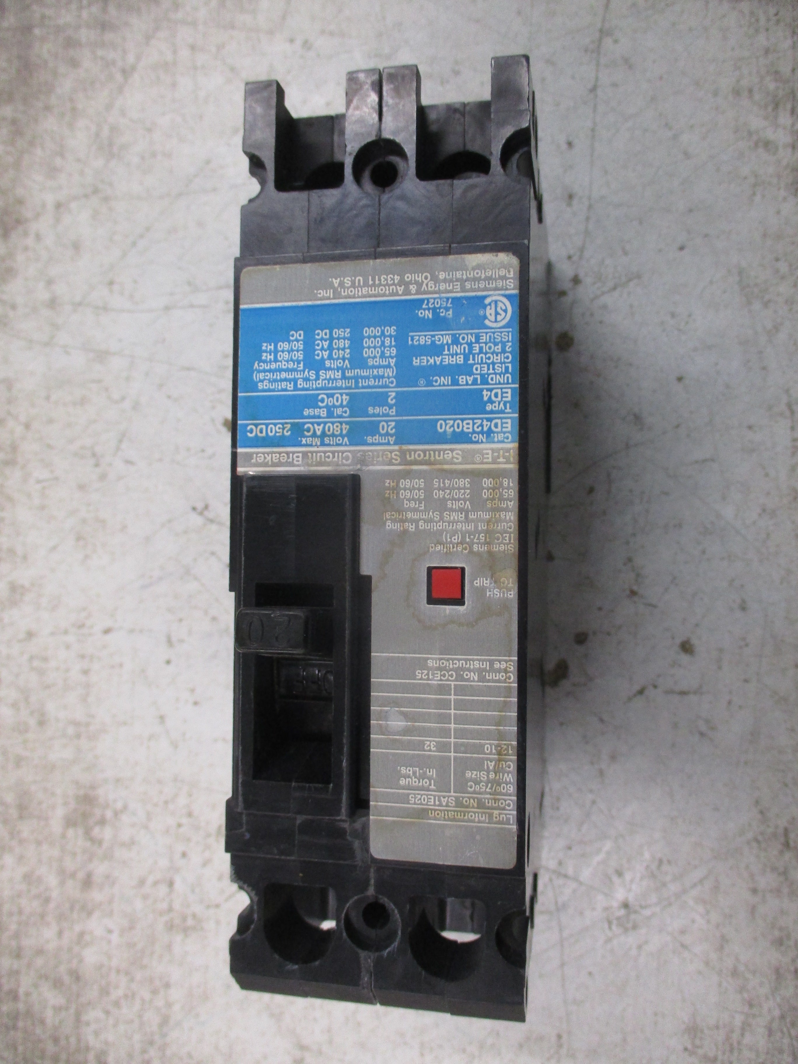 Siemens ITE Sentron Circuit Breaker ED42B020 20A 480V 2P Used