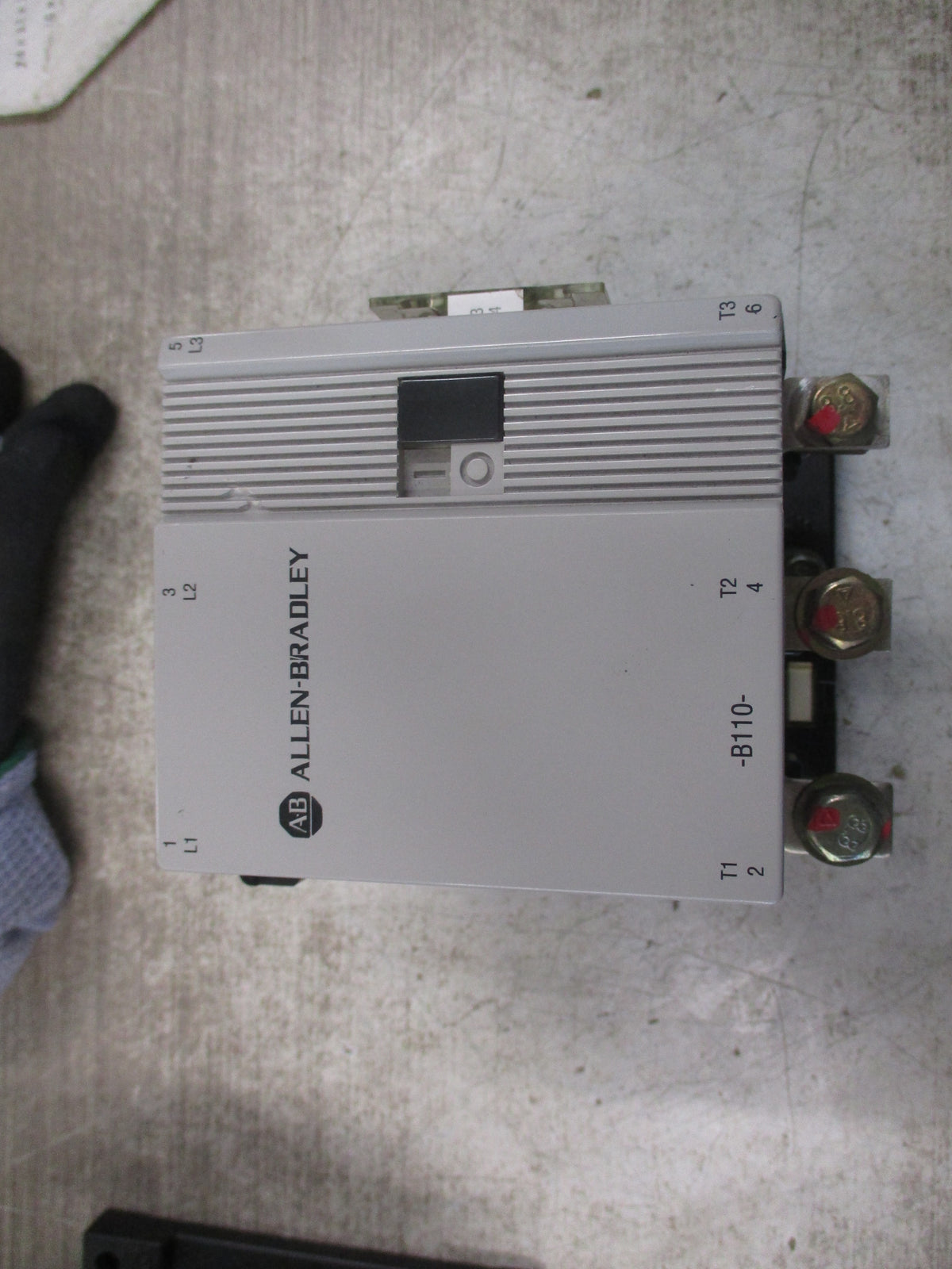 Allen-Bradley Contactor 100-B110N*3 Ser. B 120V Coil 110A 600V (1) Aux Contact
