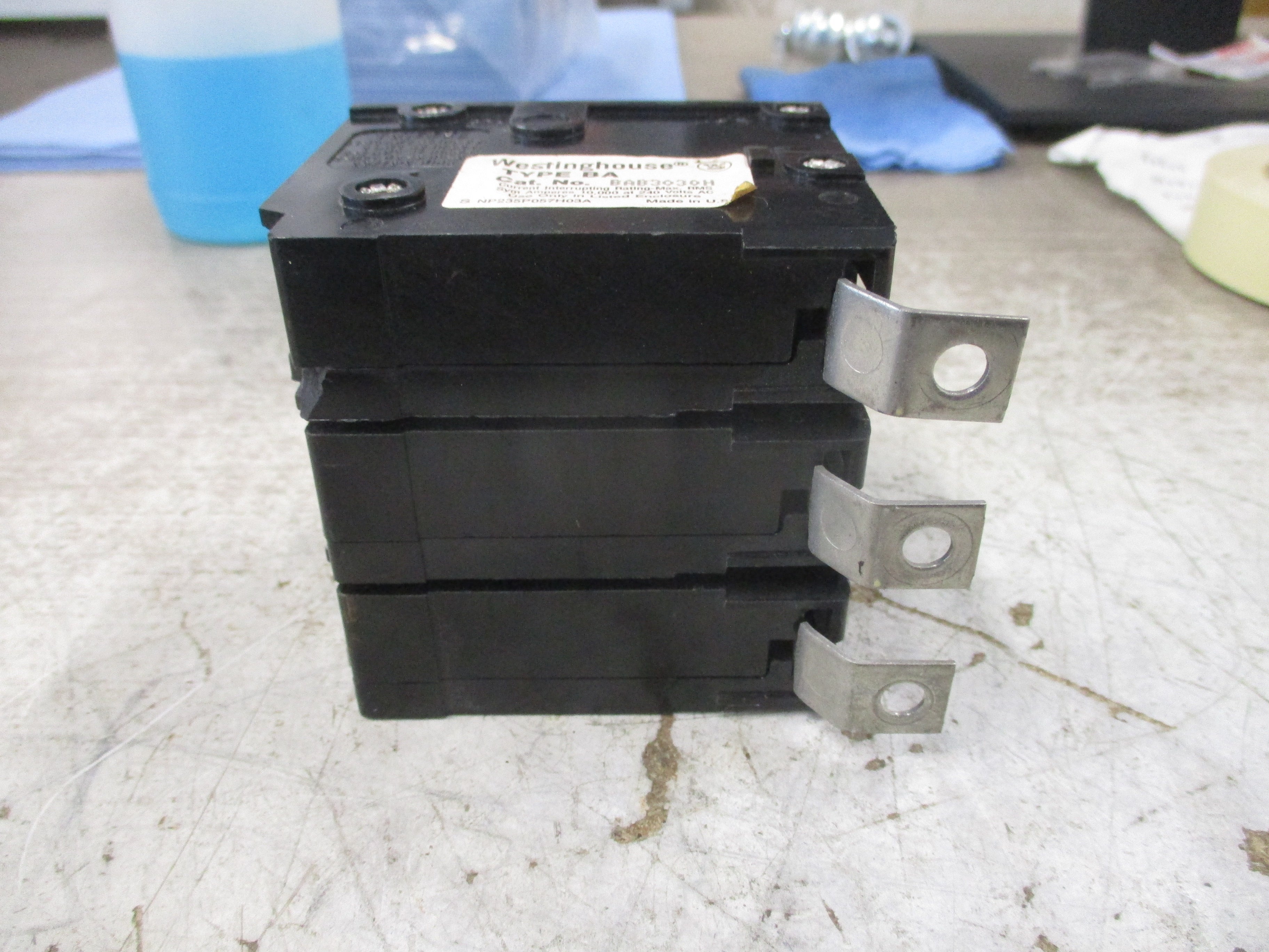 Westinghouse Type BA Bolt-On Circuit Breaker BAB3030H 30A 240V 3P Used