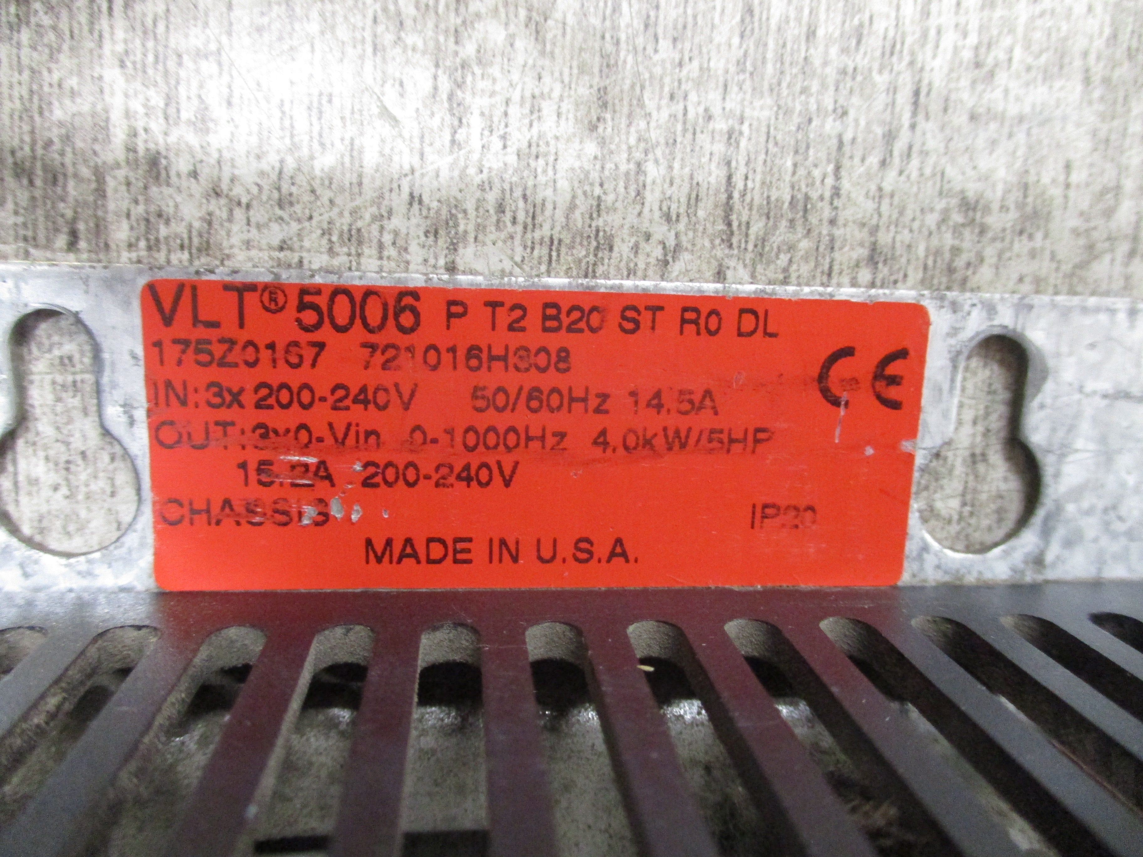 Danfoss VLT 5006 AC Drive 175Z0167 5HP 3Ph Input: 3x200-240V 50/60Hz 14.5A Used