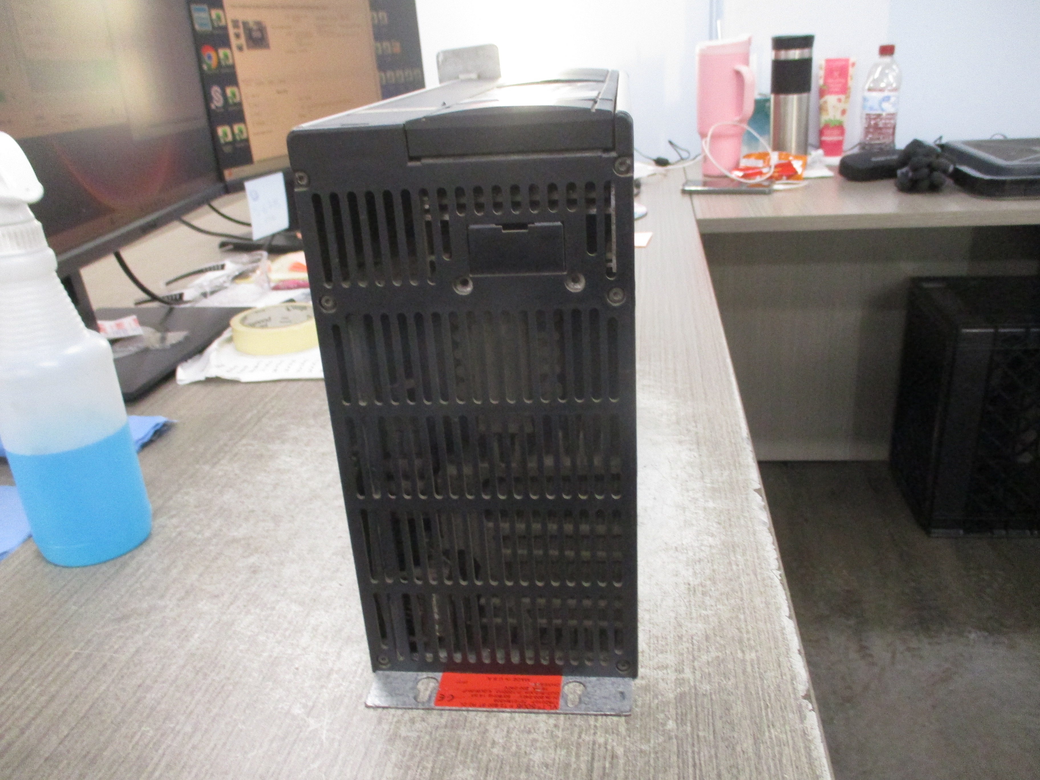 Danfoss VLT 5006 AC Drive 175Z0167 5HP 3Ph Input: 3x200-240V 50/60Hz 14.5A Used