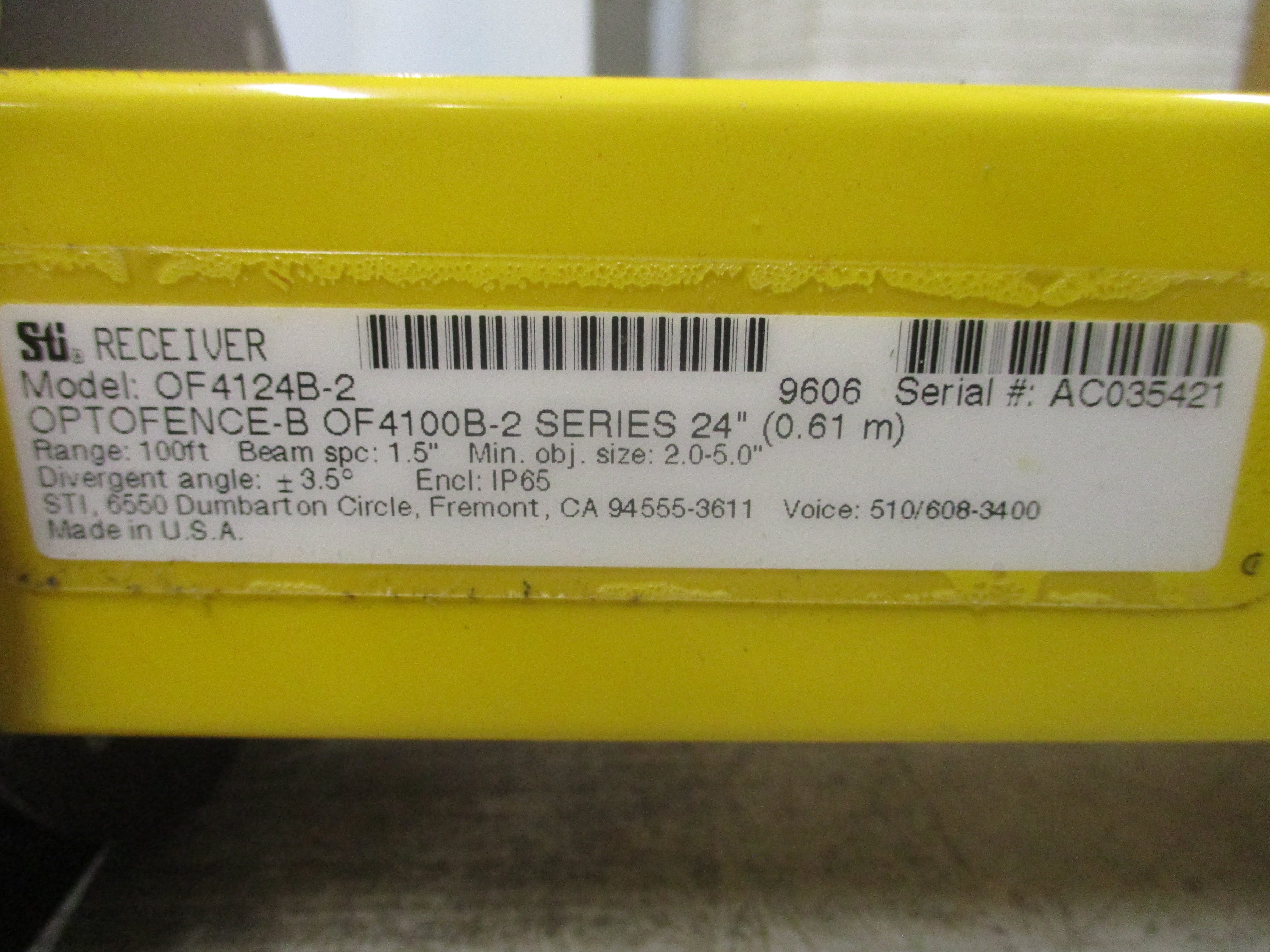Sti Optofence-B OF4100B-2 Series Receiver OF4124B-2 Length: 24" Used